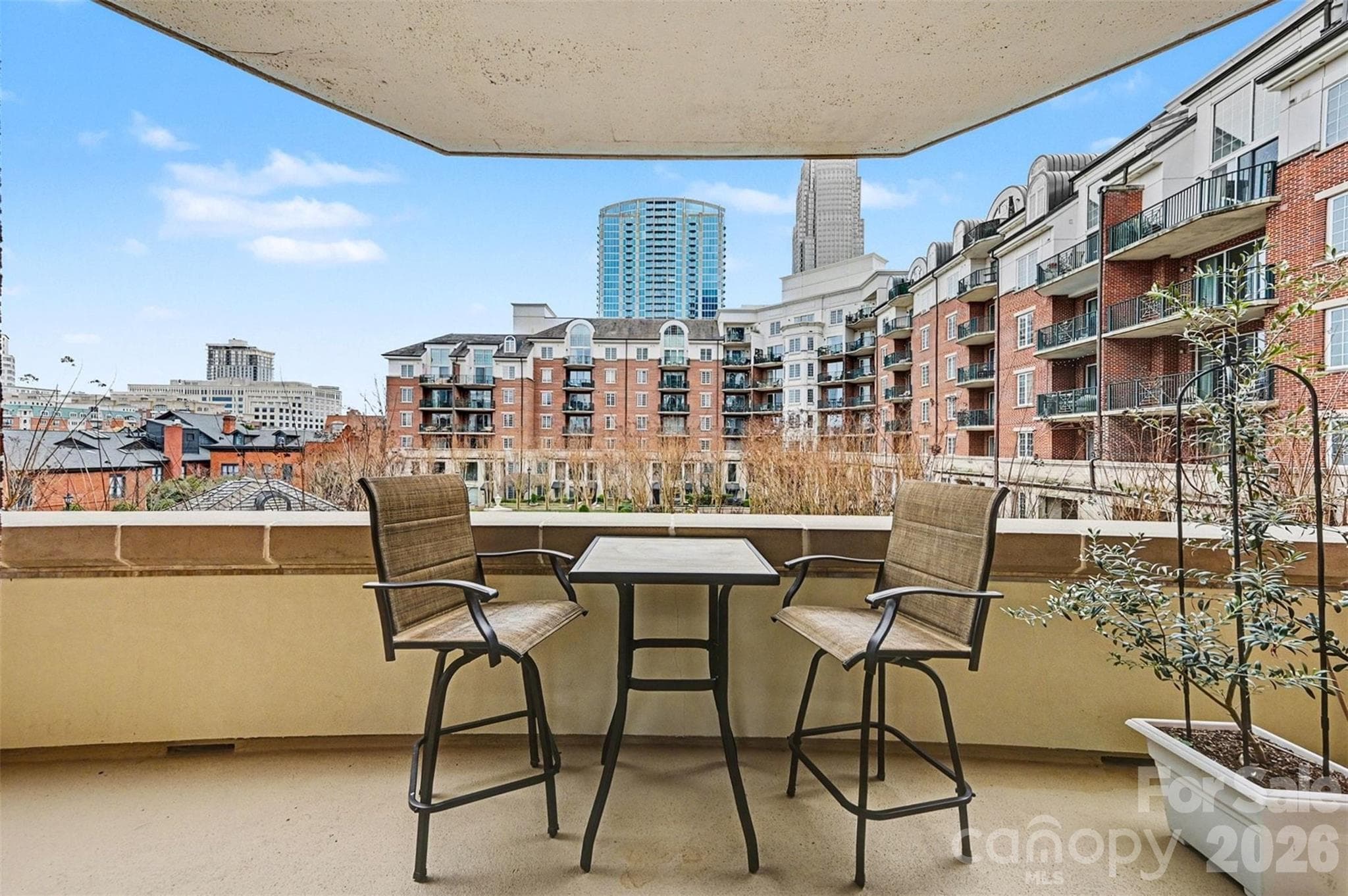Condominium at 300 W 5th Street, Charlotte, photo 17 of 30