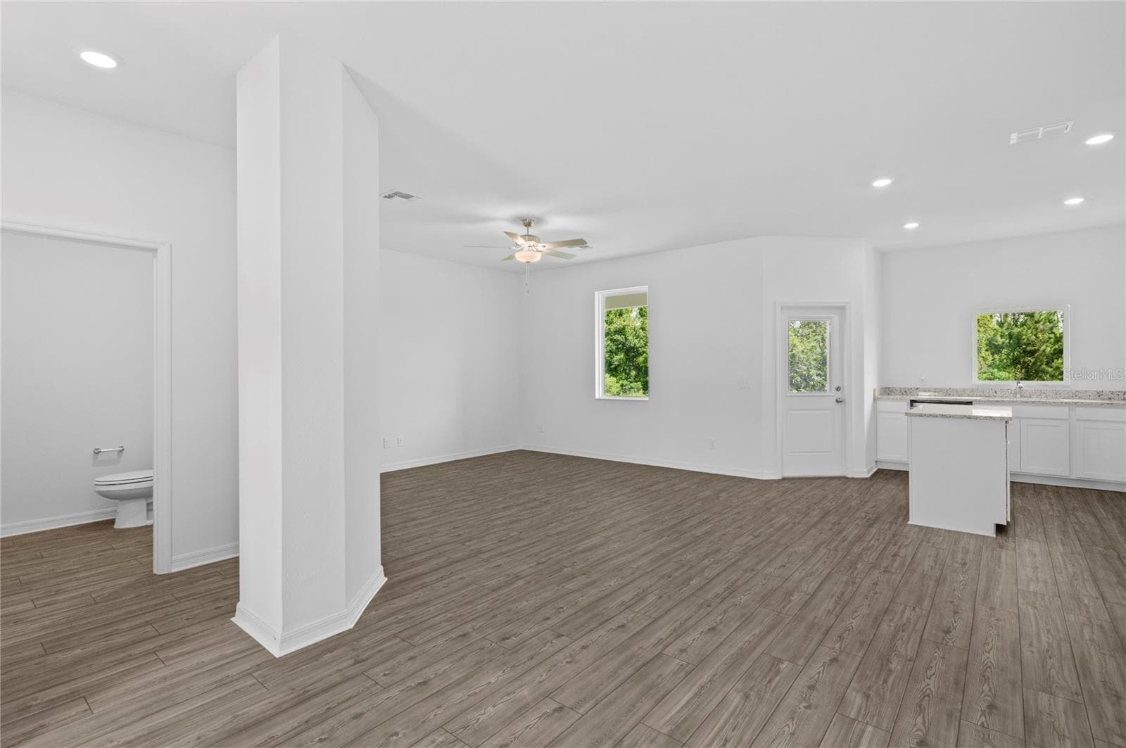 Townhouse at 560 BAY LEAF DR, POINCIANA, photo 8 of 23