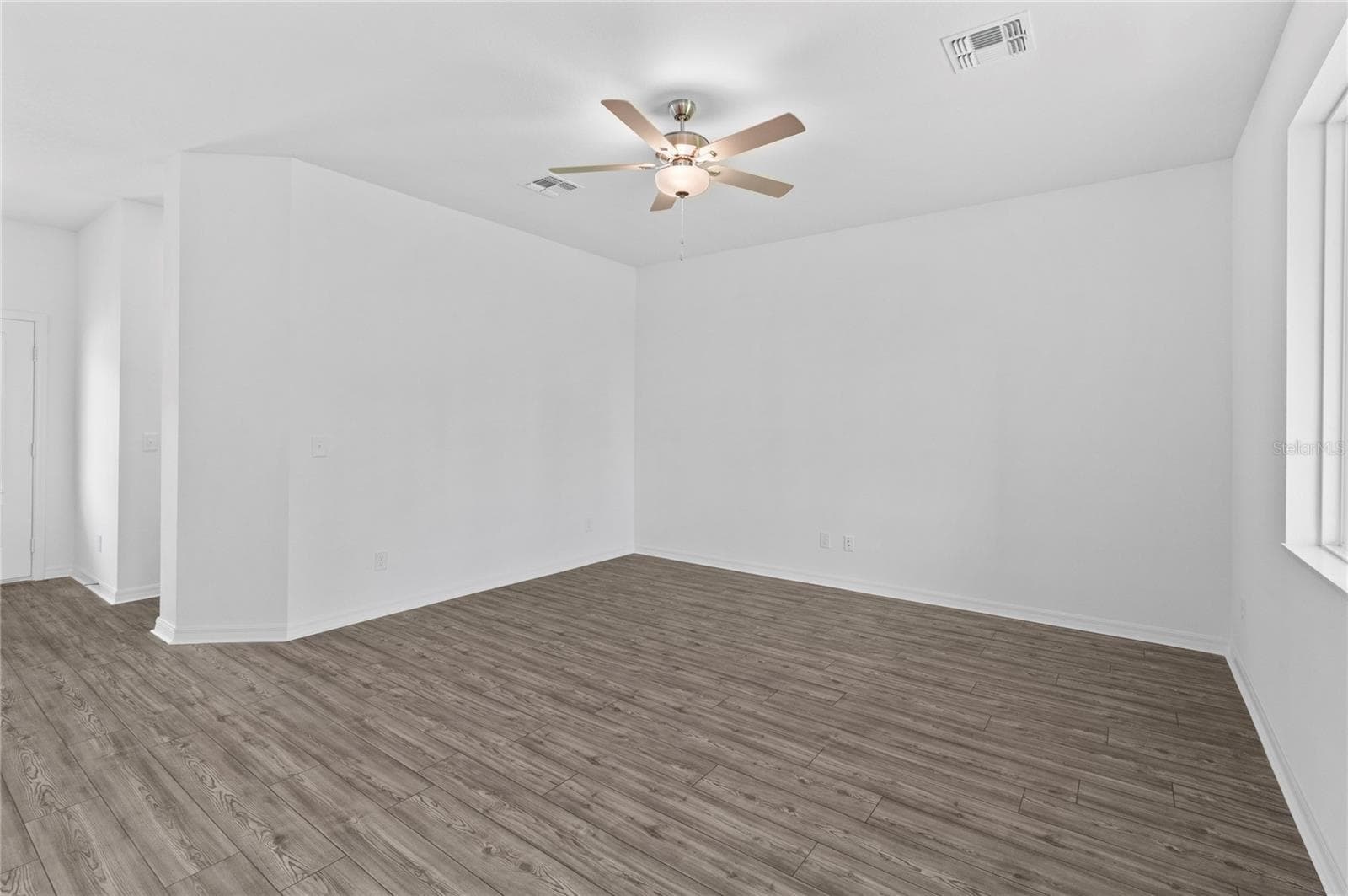 Townhouse at 576 BAY LEAF DR, POINCIANA, photo 9 of 23