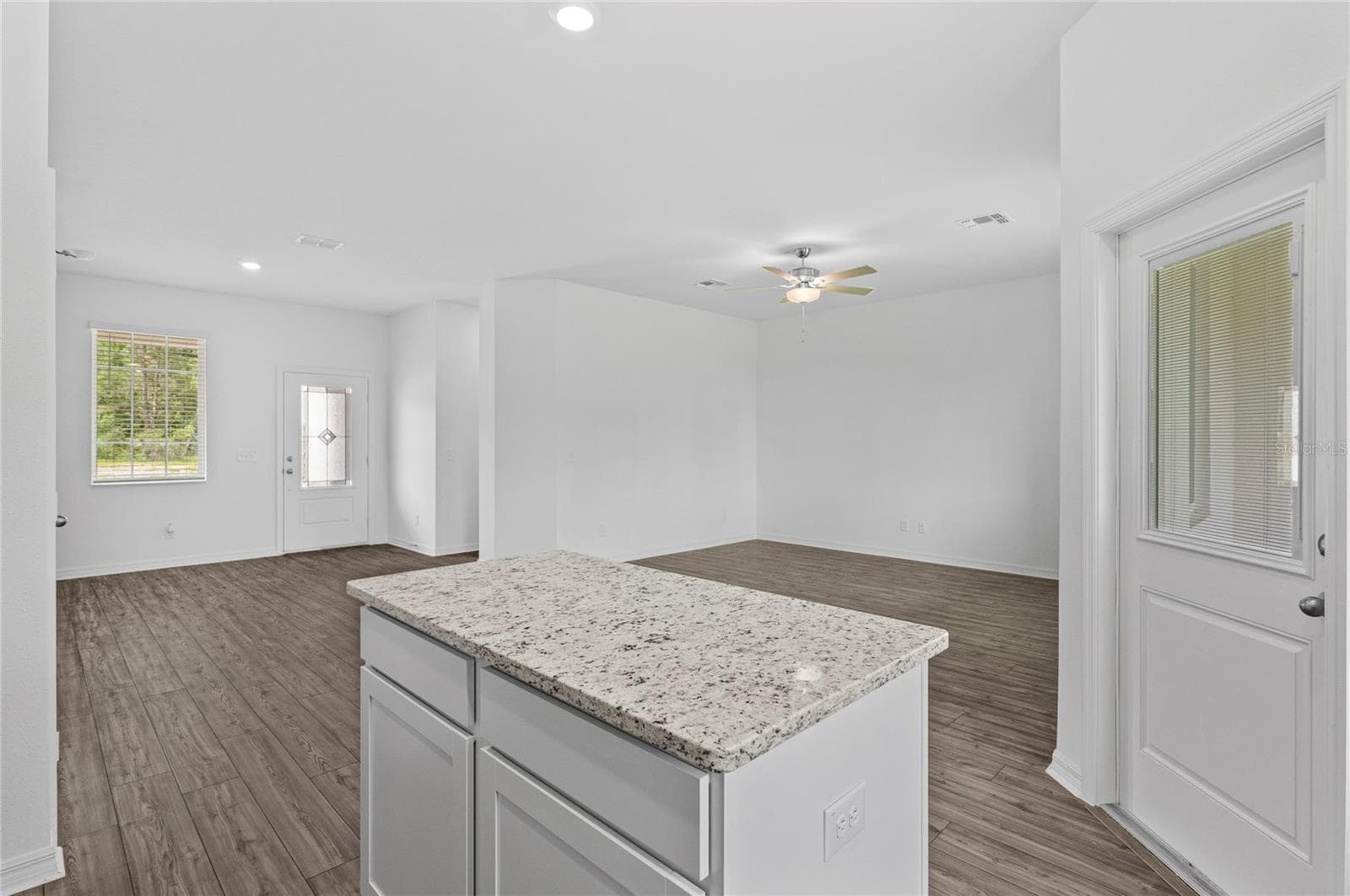 Townhouse at 576 BAY LEAF DR, POINCIANA, photo 11 of 23