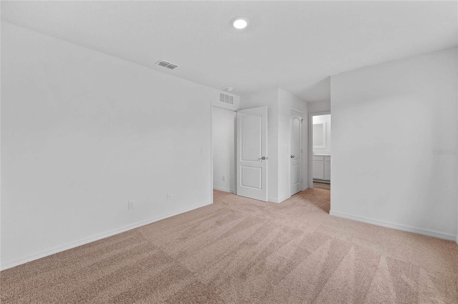 Townhouse at 576 BAY LEAF DR, POINCIANA, photo 15 of 23