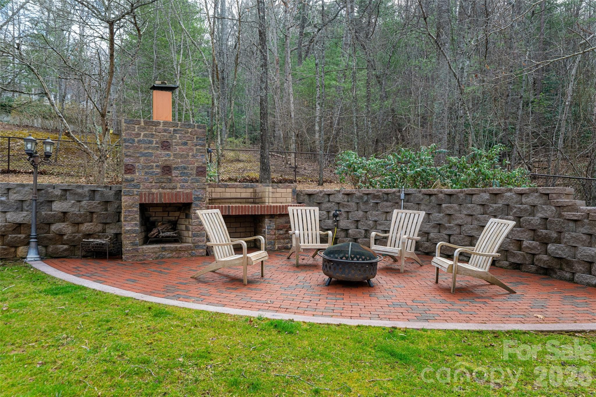 Back patio and fireplace - Asheville