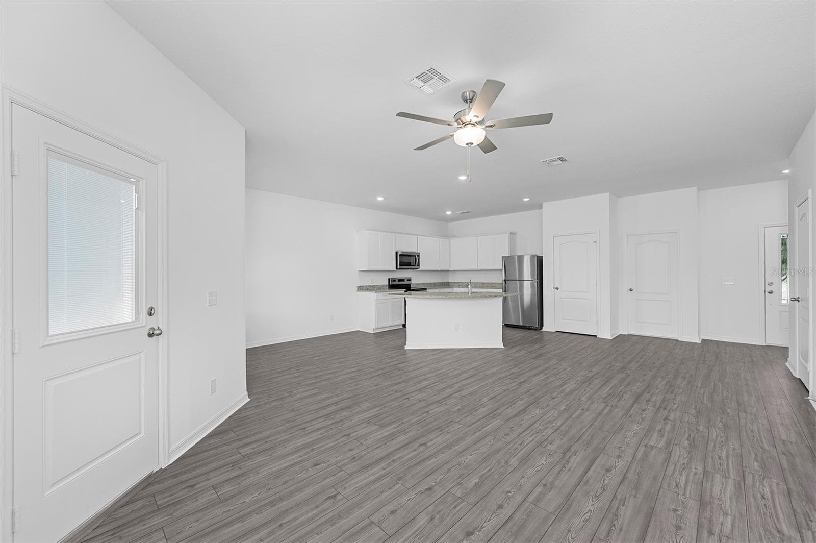 Townhouse at 556 BAY LEAF DR, POINCIANA, photo 5 of 16