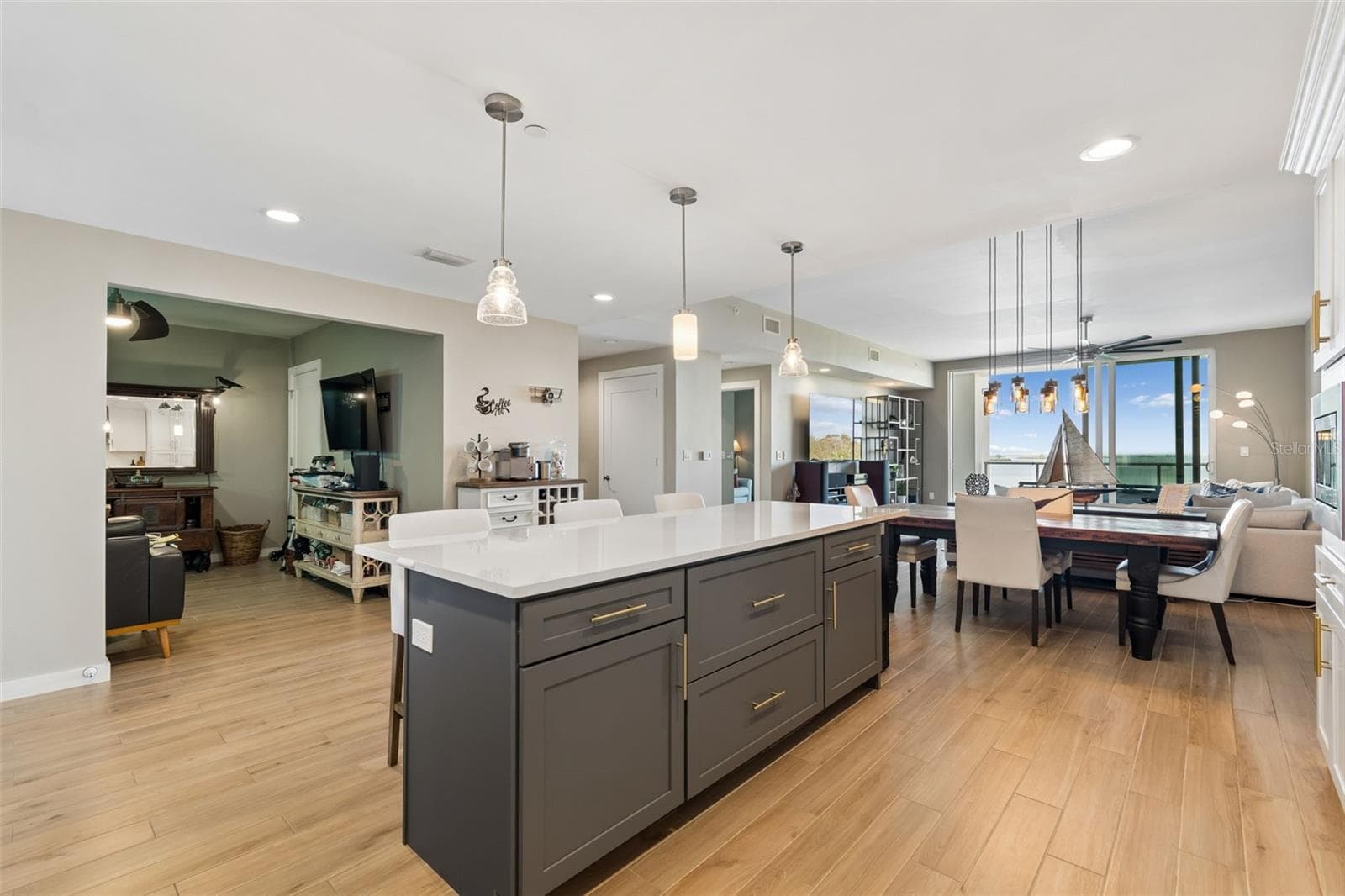 Condominium at 920 N OSCEOLA AVE #604, CLEARWATER, photo 13 of 100