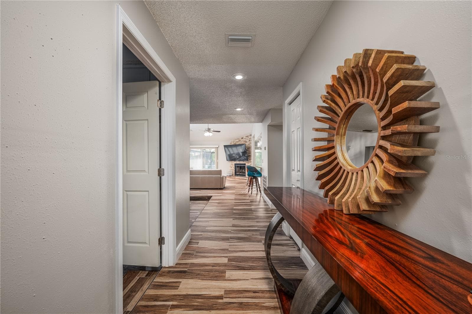Single Family Residence at 930 SYMPHONY ISLES BLVD, APOLLO BEACH, photo 8 of 38