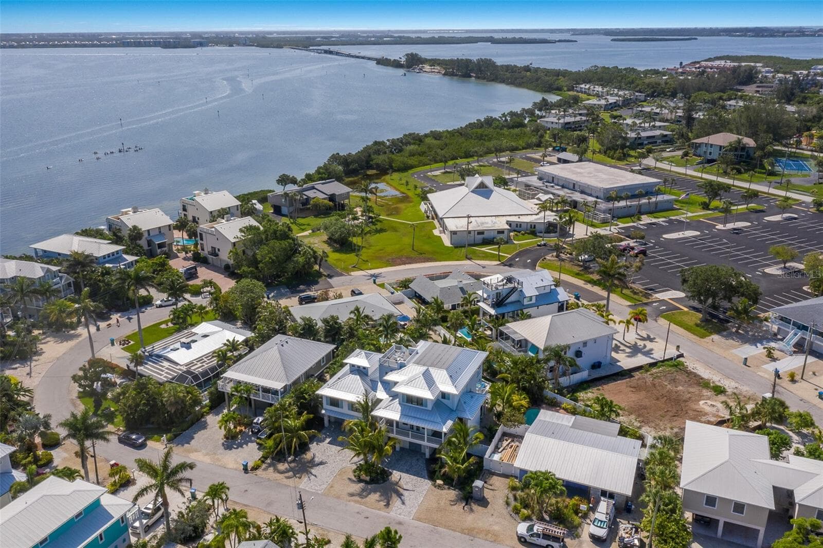 227 S Harbor Drive Holmes Beach FL 34217 MLS #A4684262 - 227 S HARBOR DR, HOLMES BEACH