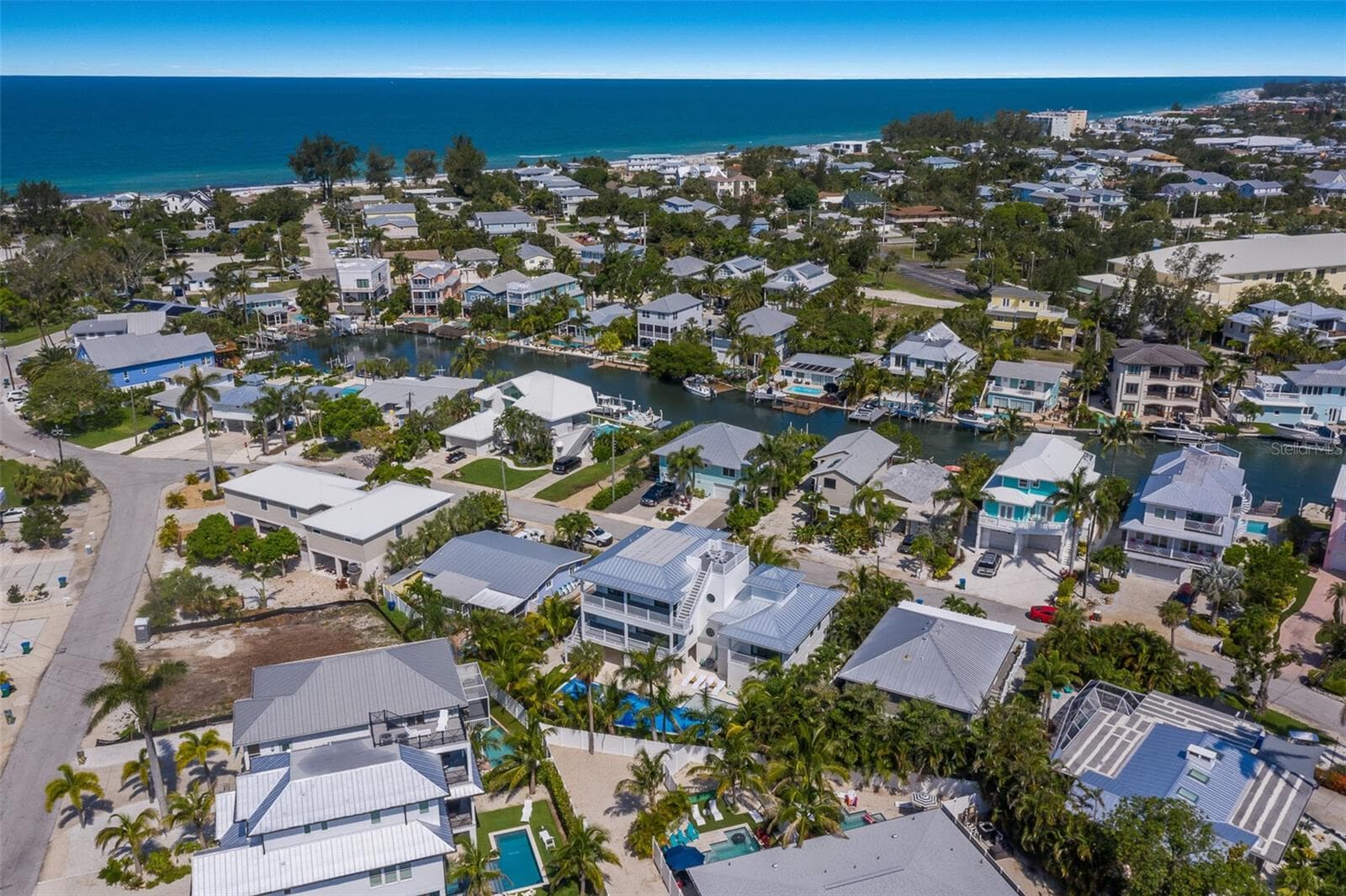 227 S Harbor Drive Holmes Beach FL 34217 MLS #A4684262Private Boat ramp for the community - 227 S HARBOR DR, HOLMES BEACH