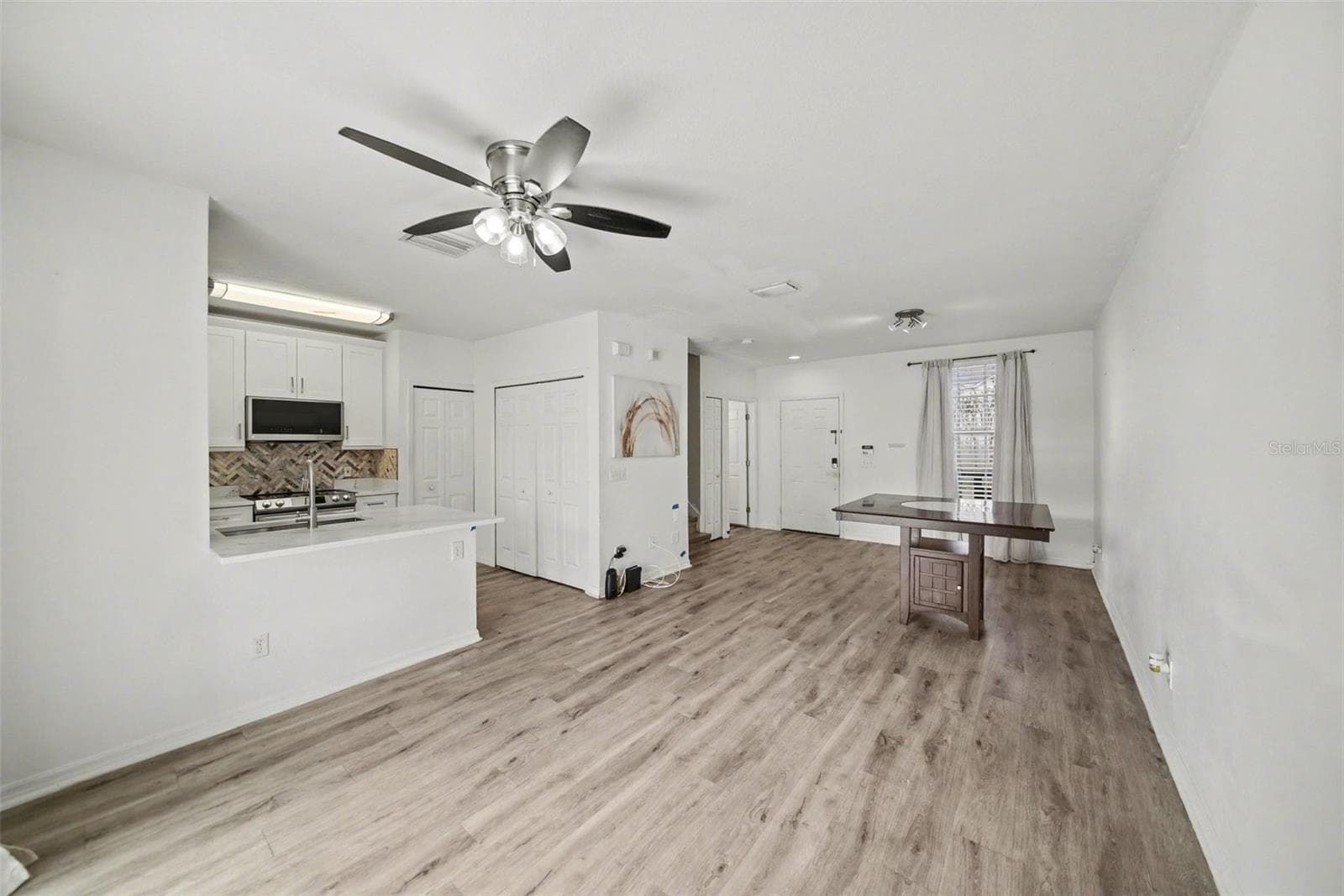 Townhouse at 1246 CHARLESWORTH DR, WESLEY CHAPEL, photo 7 of 33