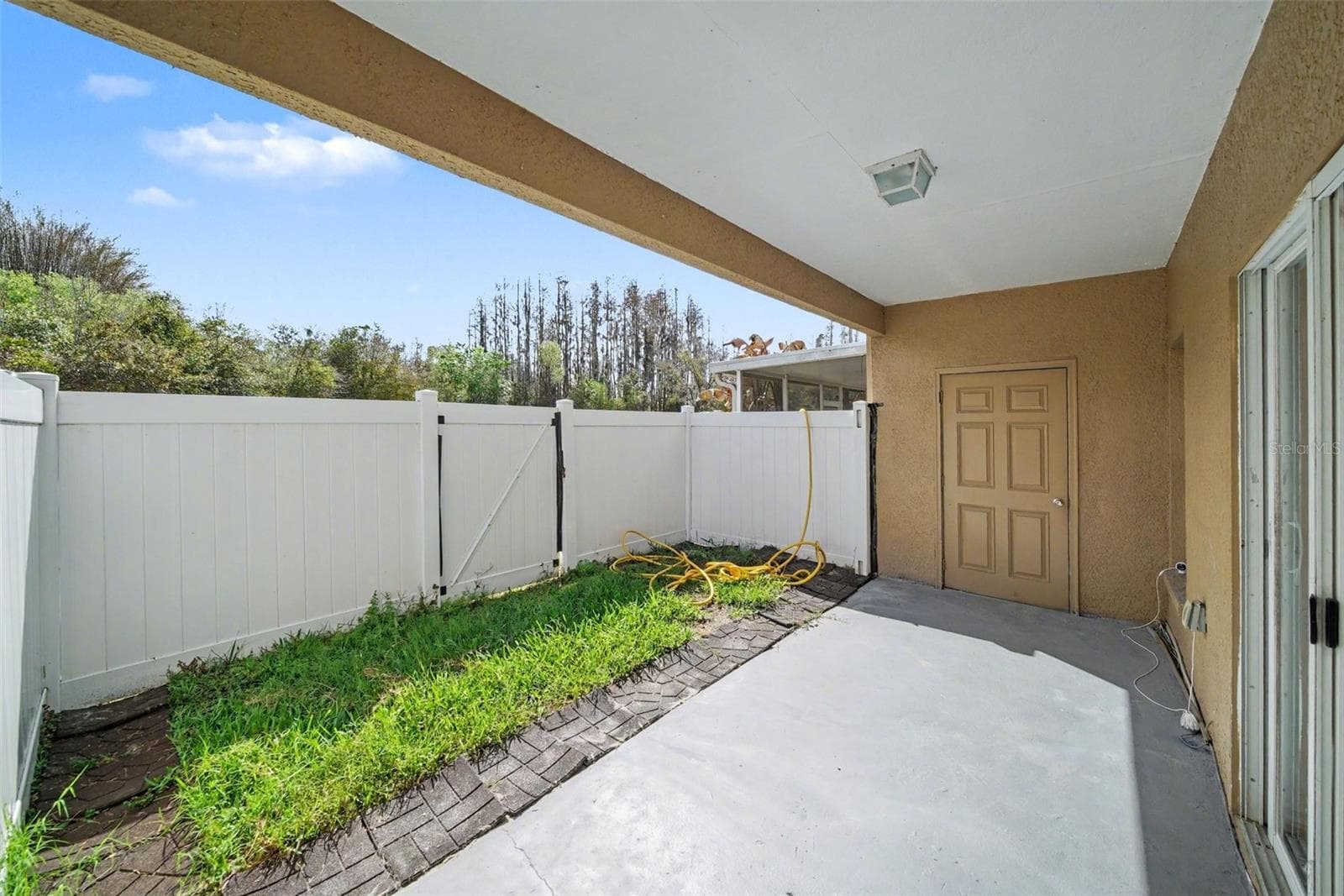 Townhouse at 1246 CHARLESWORTH DR, WESLEY CHAPEL, photo 24 of 33