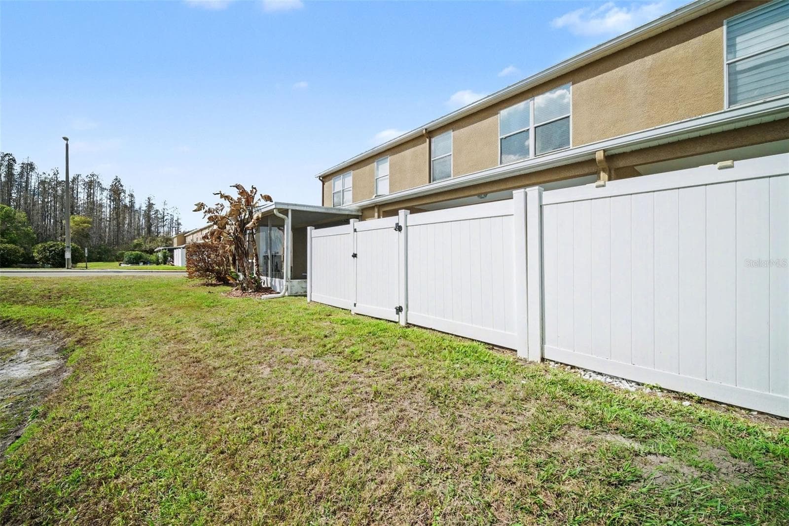 Townhouse at 1246 CHARLESWORTH DR, WESLEY CHAPEL, photo 25 of 33