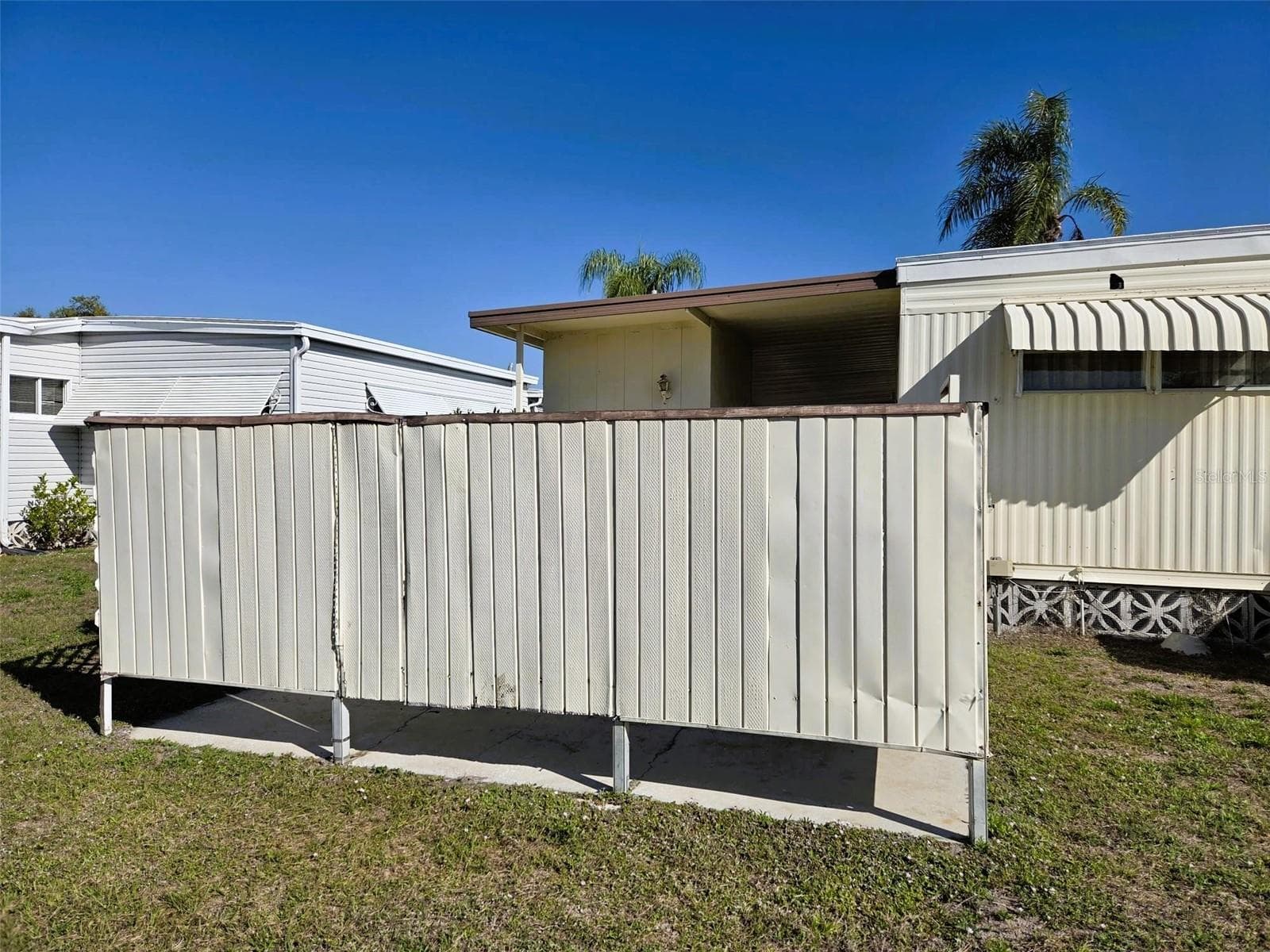 Rear view with enclosed patio area for privacy - 3312 OVERCUP OAK TER, SARASOTA