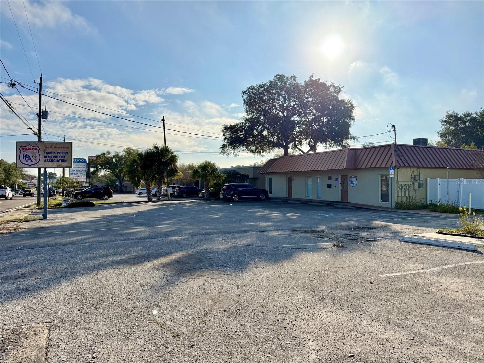 1302 W BUSCH BLVD