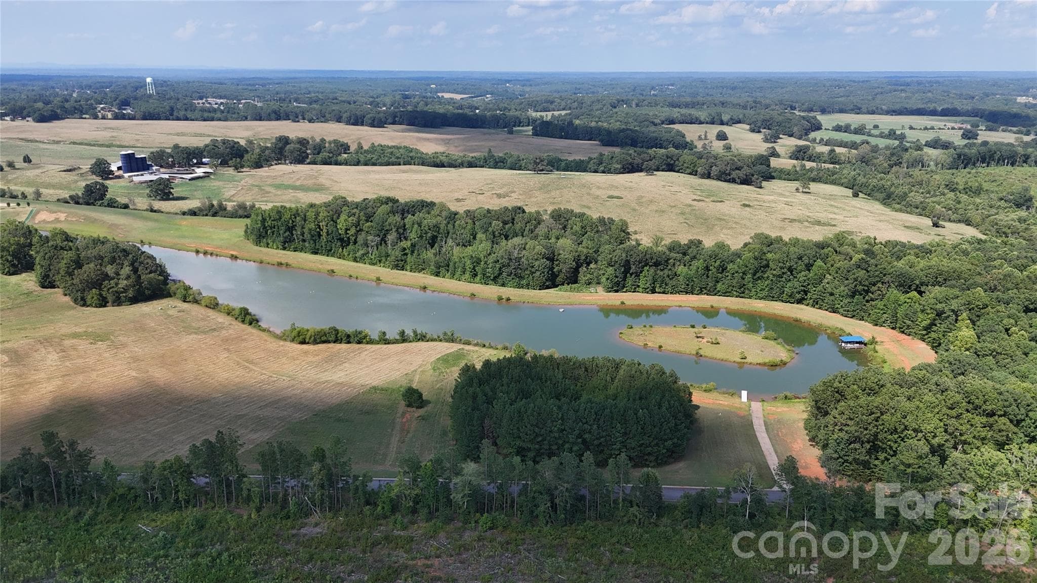Single Family Residence at 4488 Mirror Lake Drive, Catawba, photo 9 of 23