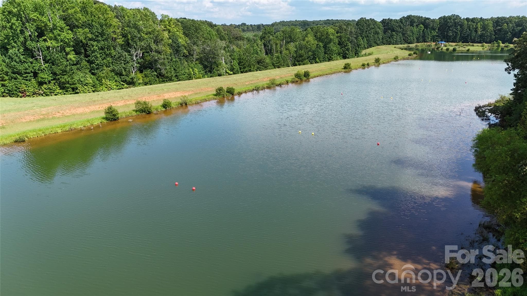 Single Family Residence at 4604 Mirror Lake Drive, Catawba, photo 4 of 5