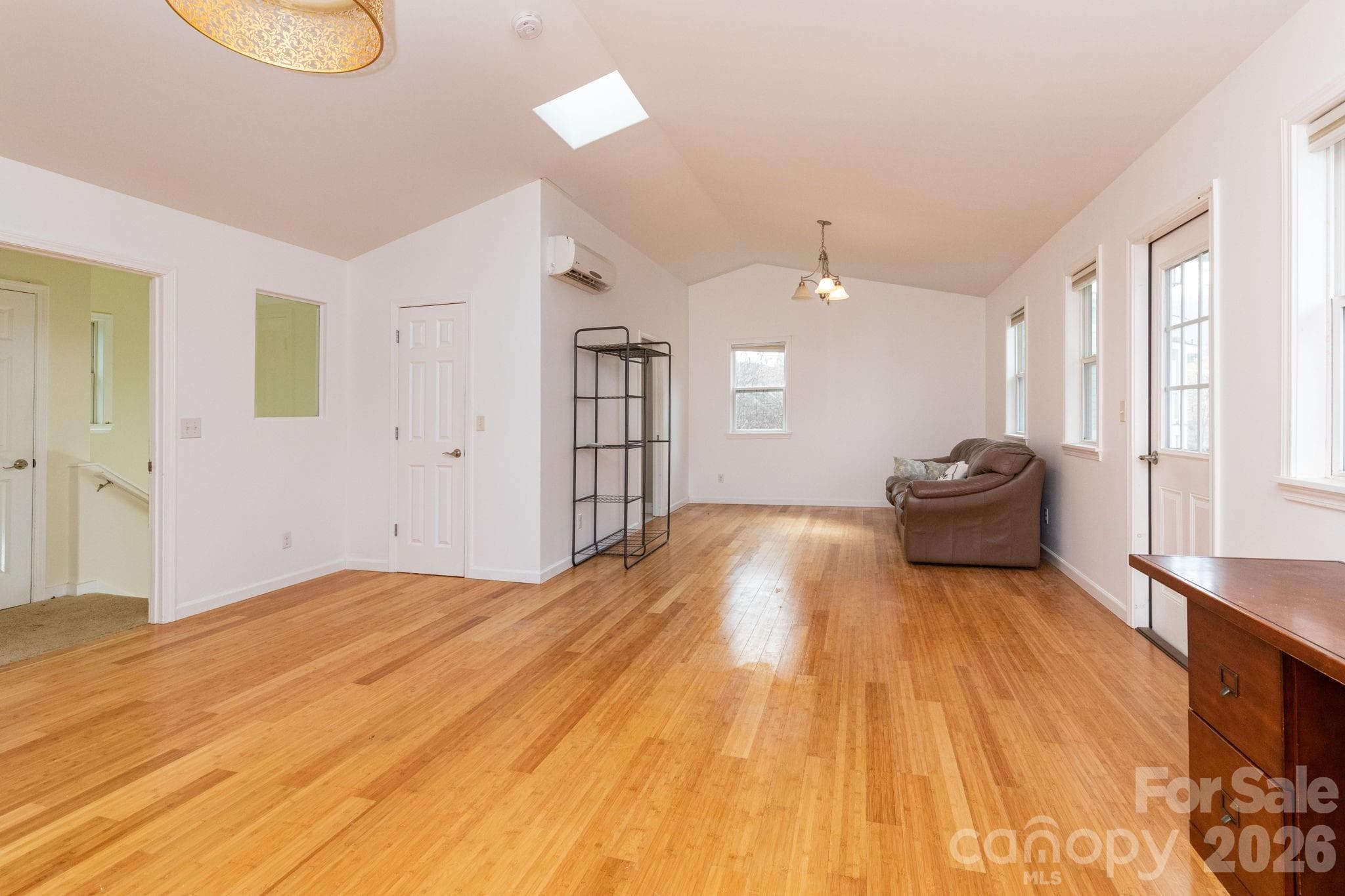 Condominium at Clyde, photo 8 of 32