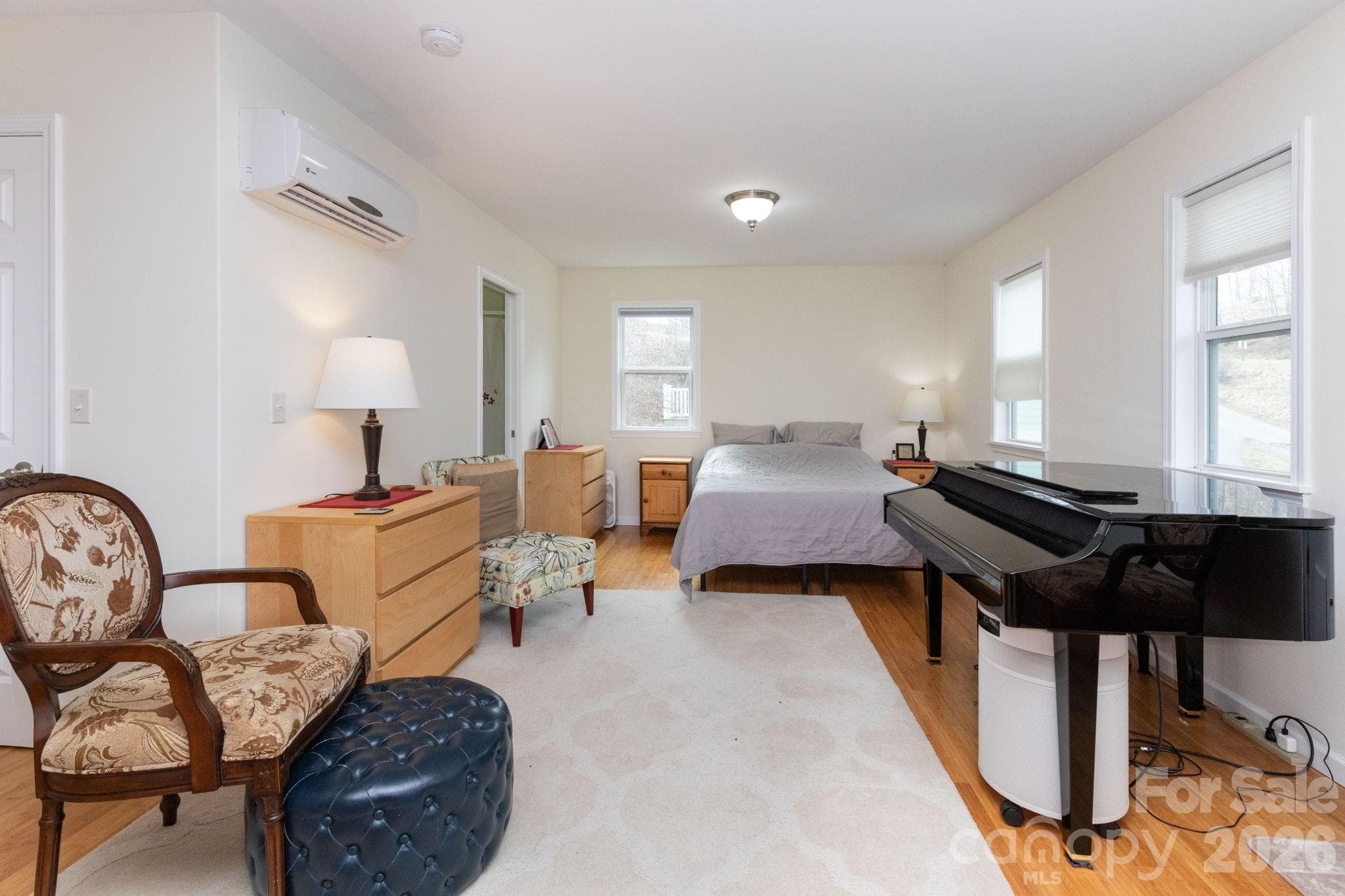 Condominium at Clyde, photo 15 of 32