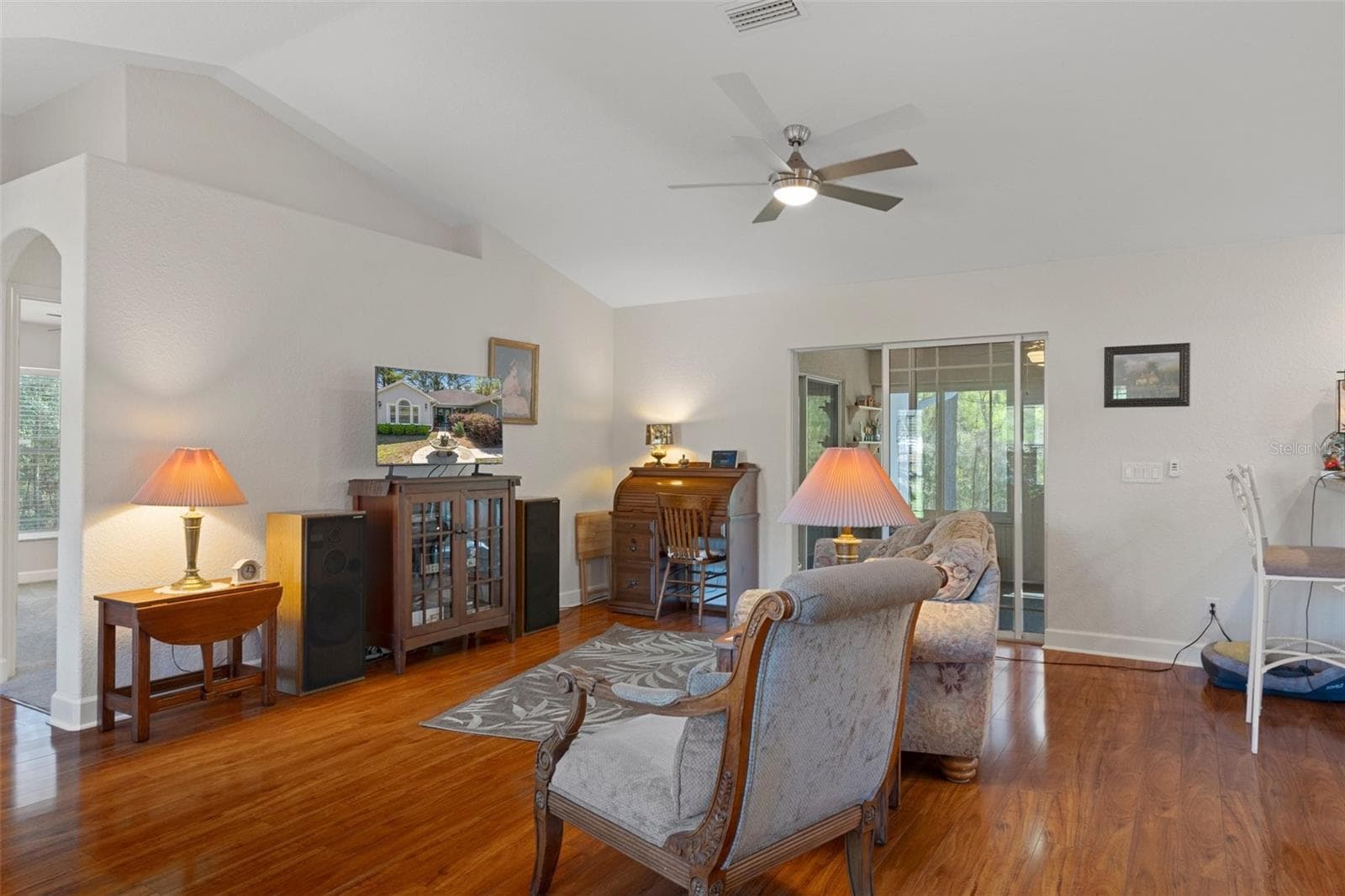 Single Family Residence at 8623 N DORA WAY, DUNNELLON, photo 10 of 51
