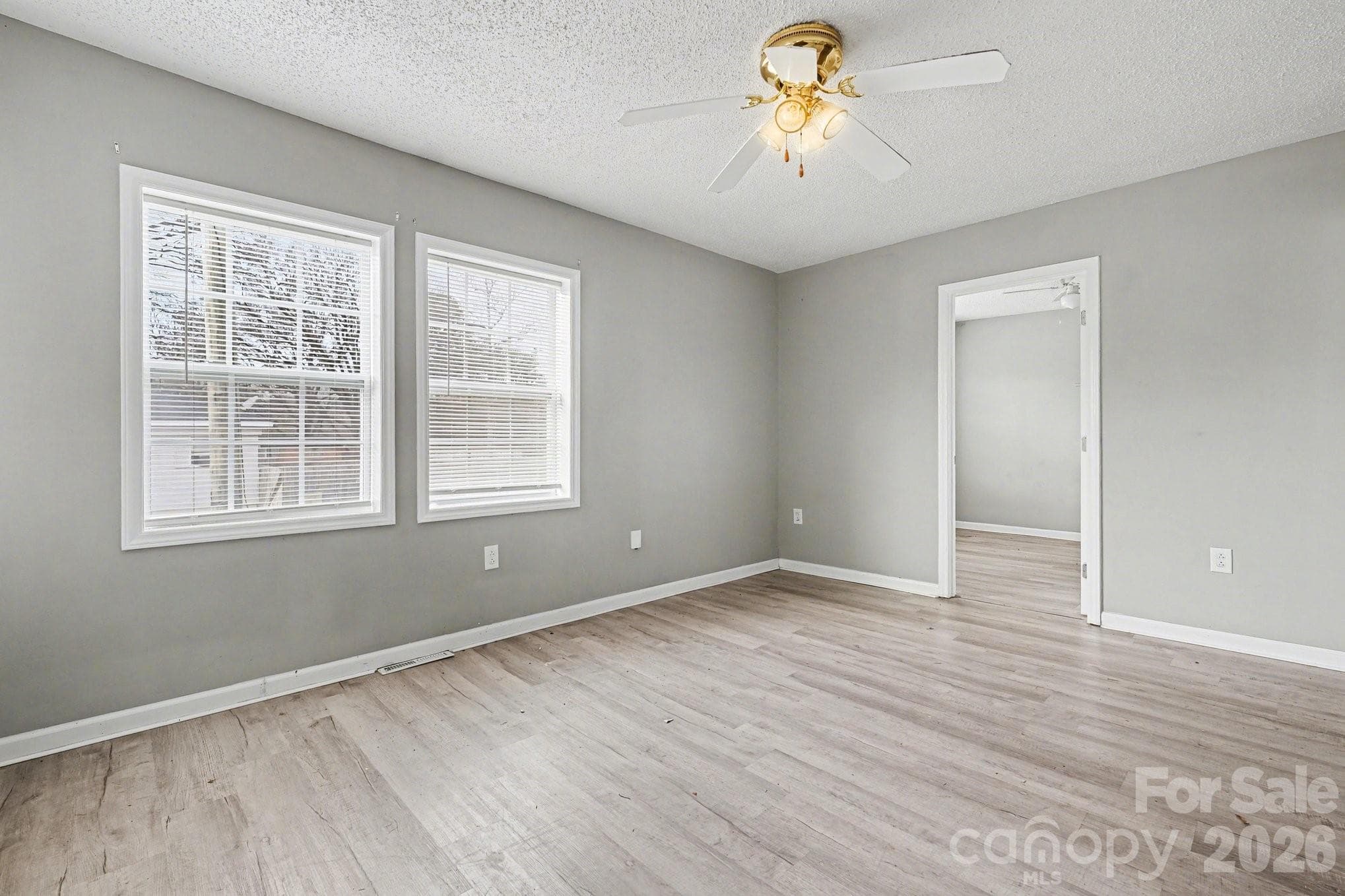 Single Family Residence at 9501 Misenheimer Road, Charlotte, photo 6 of 25