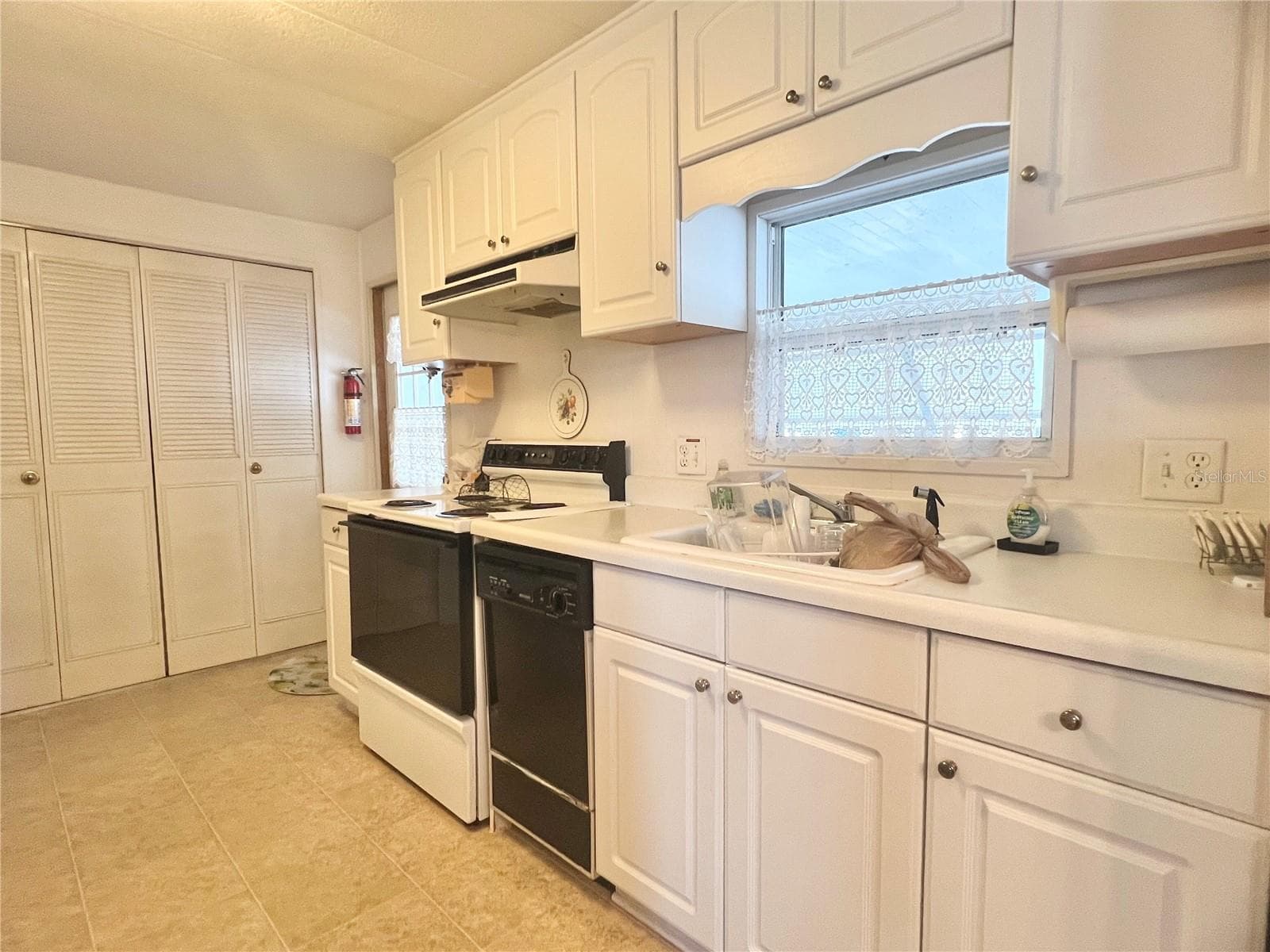Kitchen - 1100 BELCHER RD S #197, LARGO
