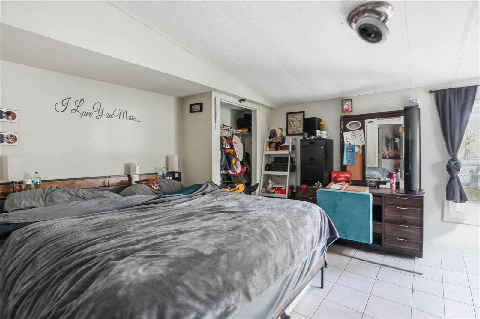 Manufactured Home at 8604 CAMEO DR, NEW PORT RICHEY, photo 12 of 38