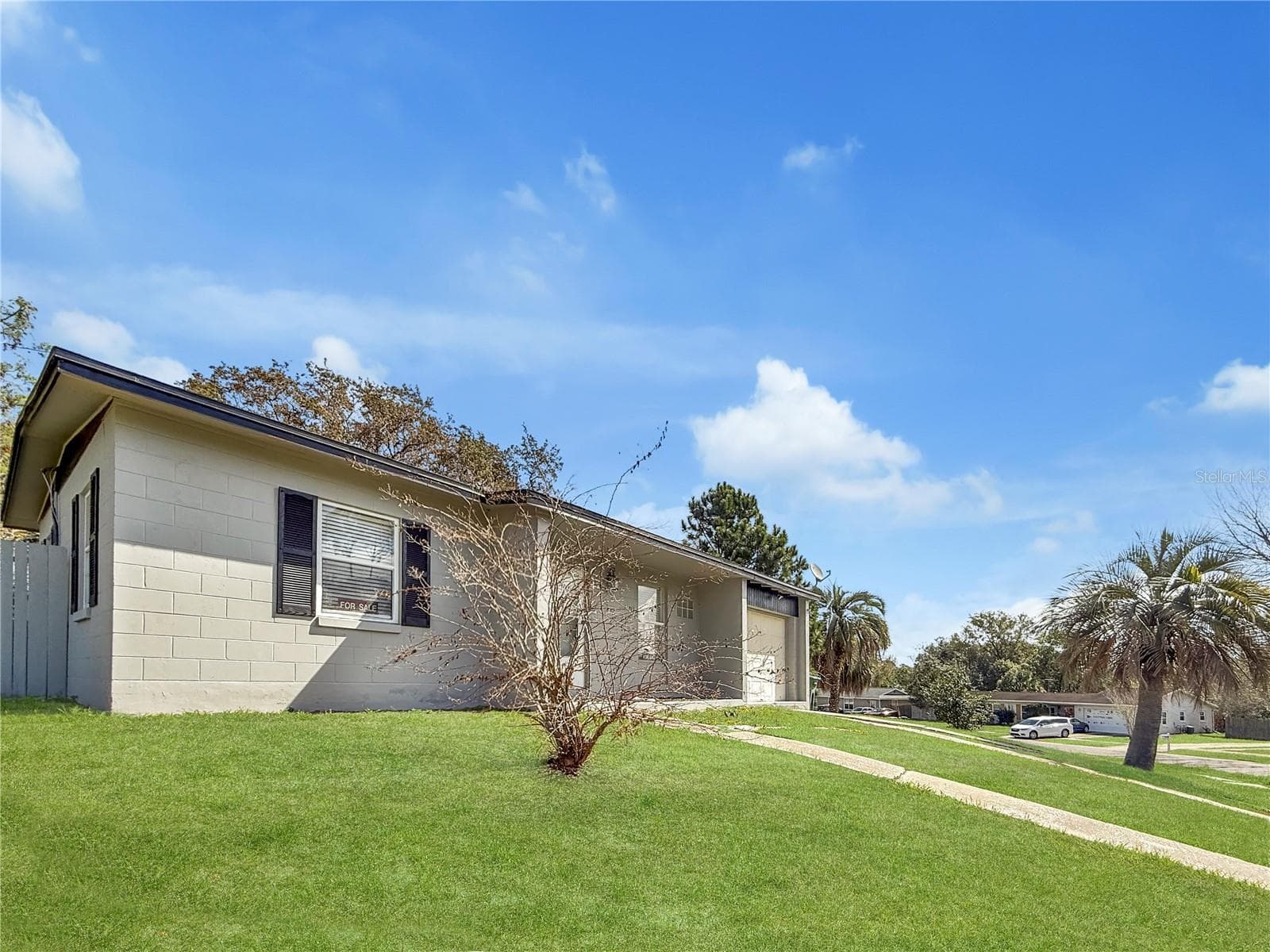 Single Family Residence at 889 W VILLAGE DR, DELTONA, photo 25 of 29