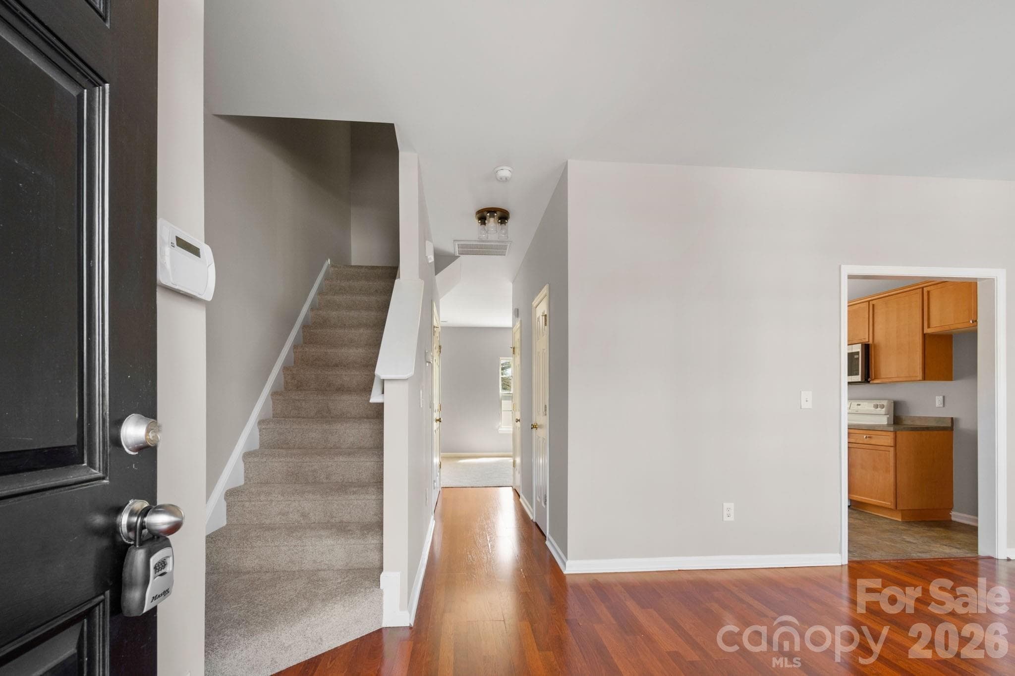 Townhouse at Concord, photo 4 of 27