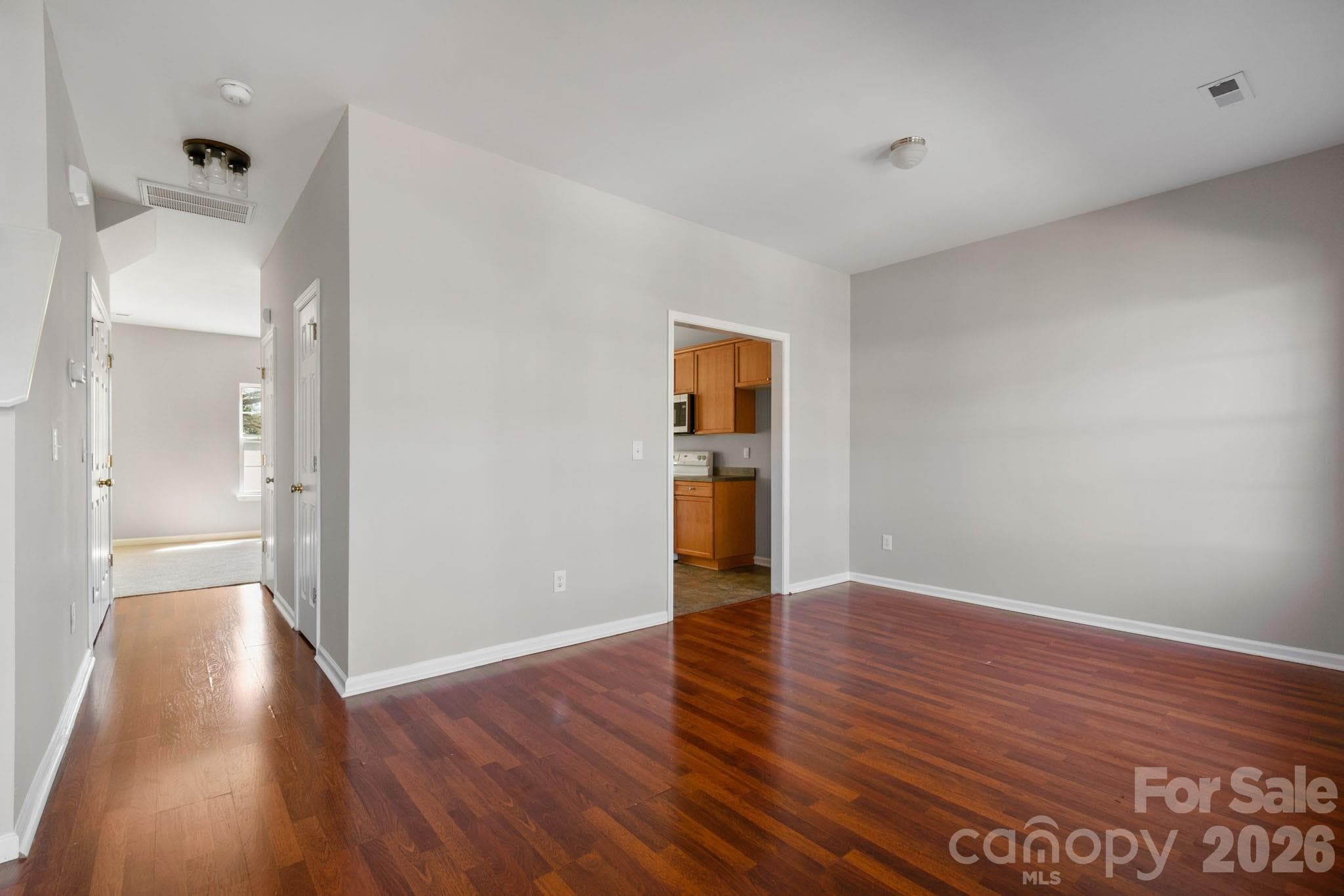 Townhouse at Concord, photo 5 of 27