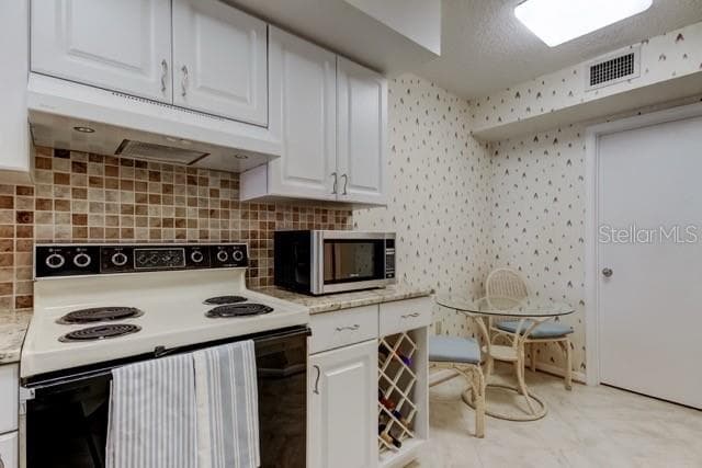 Condominium at 5155 ISLA KEY BLVD S #301, ST PETERSBURG, photo 9 of 42