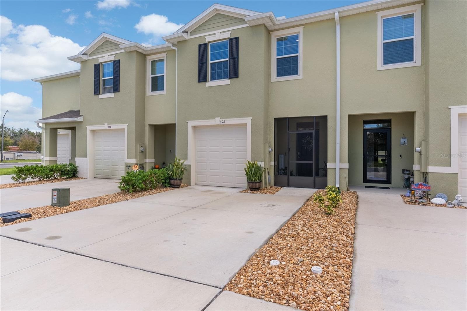 1198 LIDO DR
