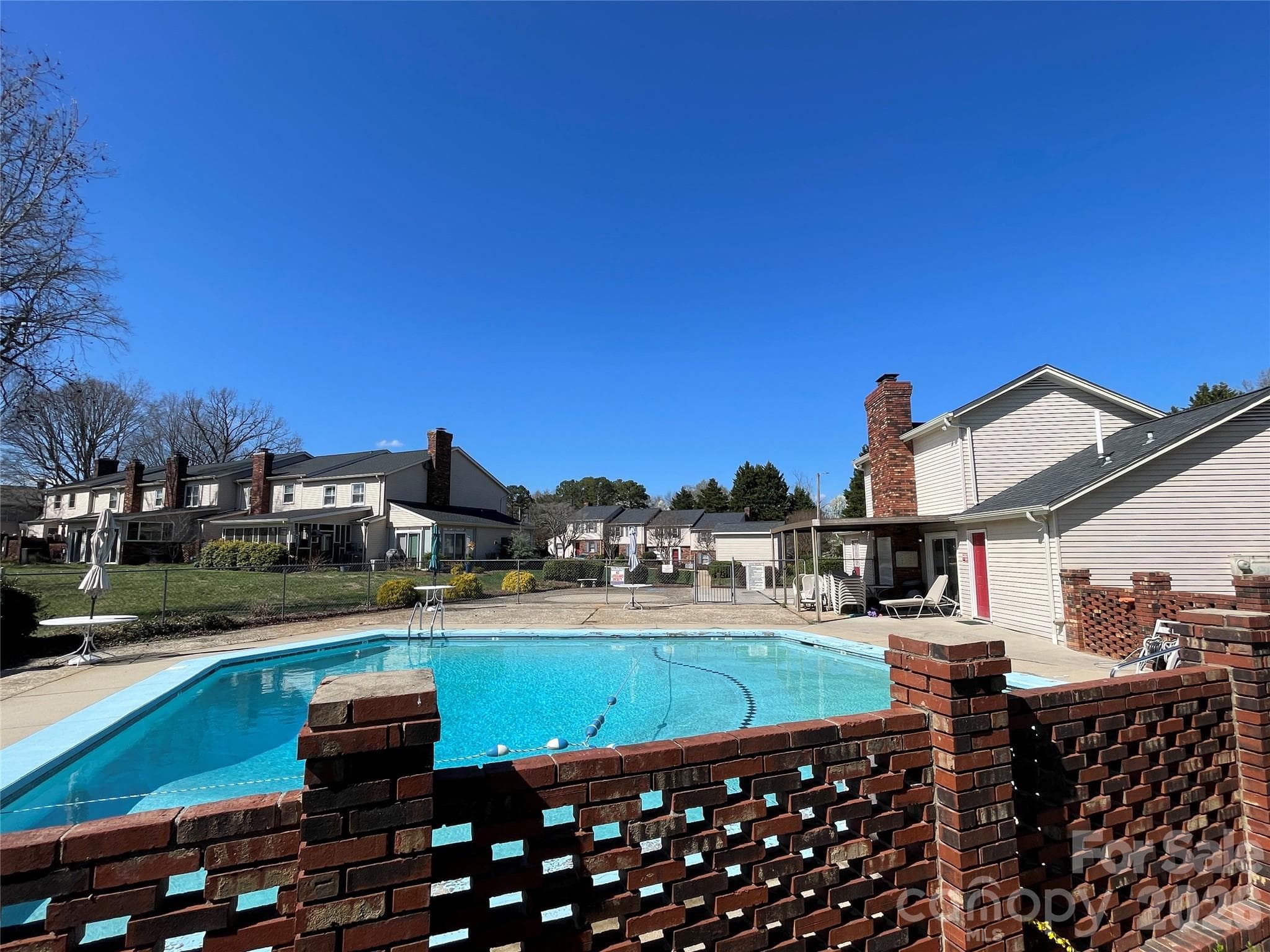 Pool - 2705 N Center Street, Hickory