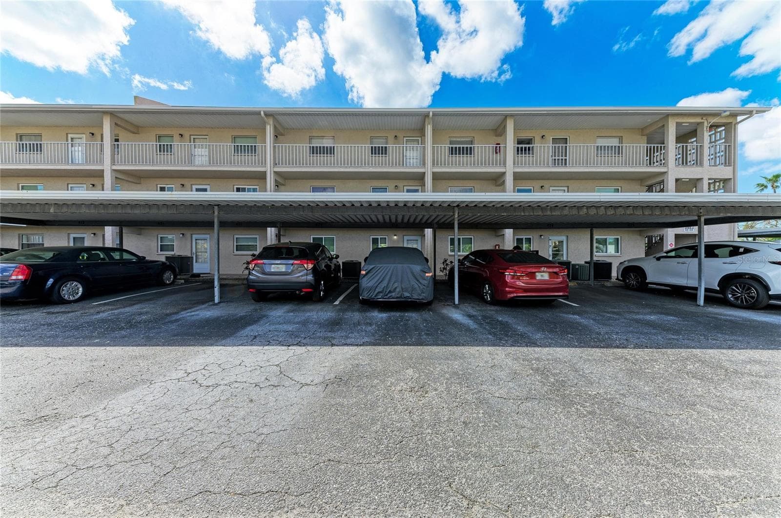 Condominium at 3983 MACEACHEN BLVD #424, SARASOTA, photo 9 of 40
