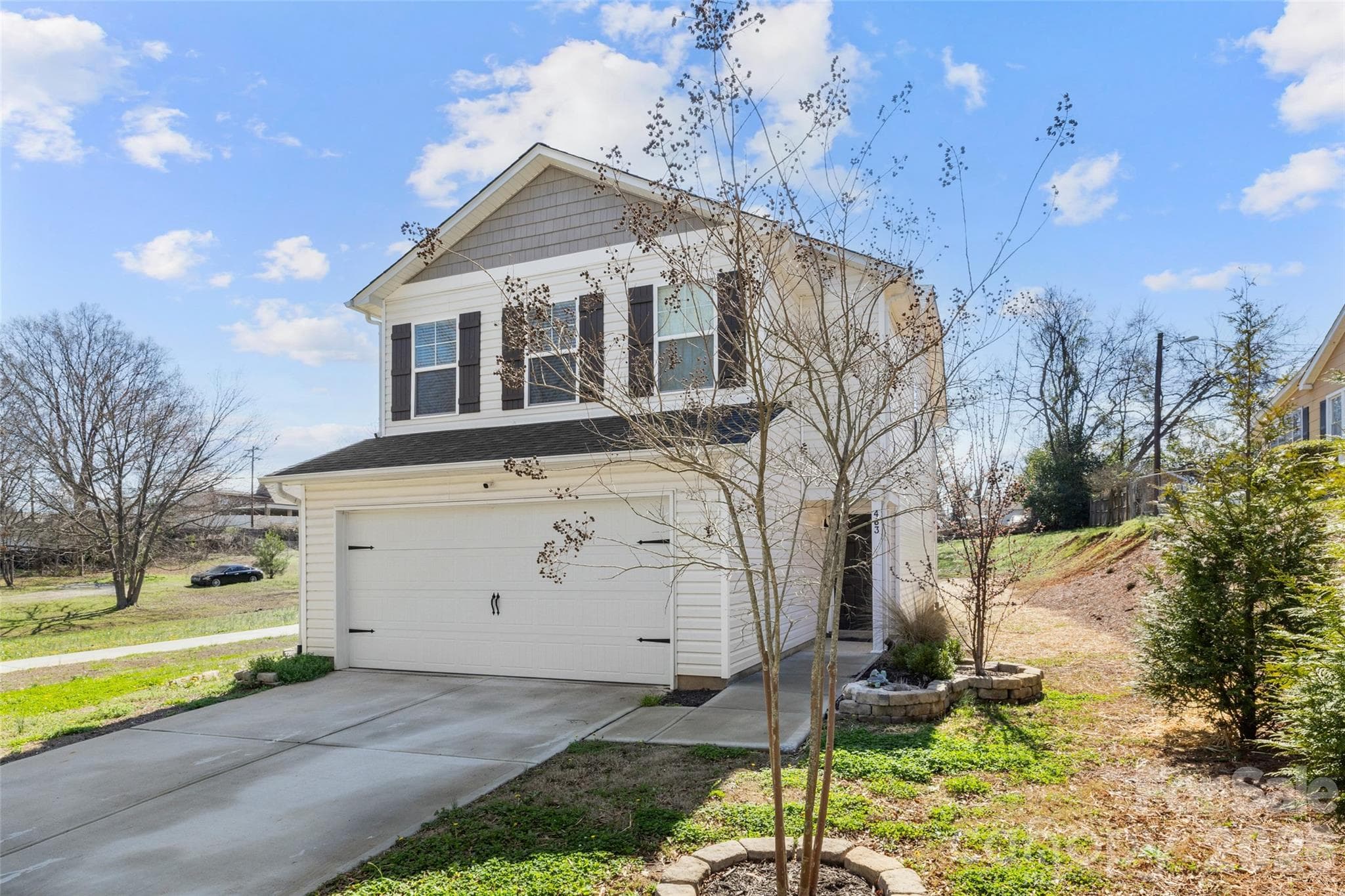 4 bedrooms, 2.5 bathrooms, 2 car garage, .236 acres and no HOA - 463 W Barr Street, Lancaster