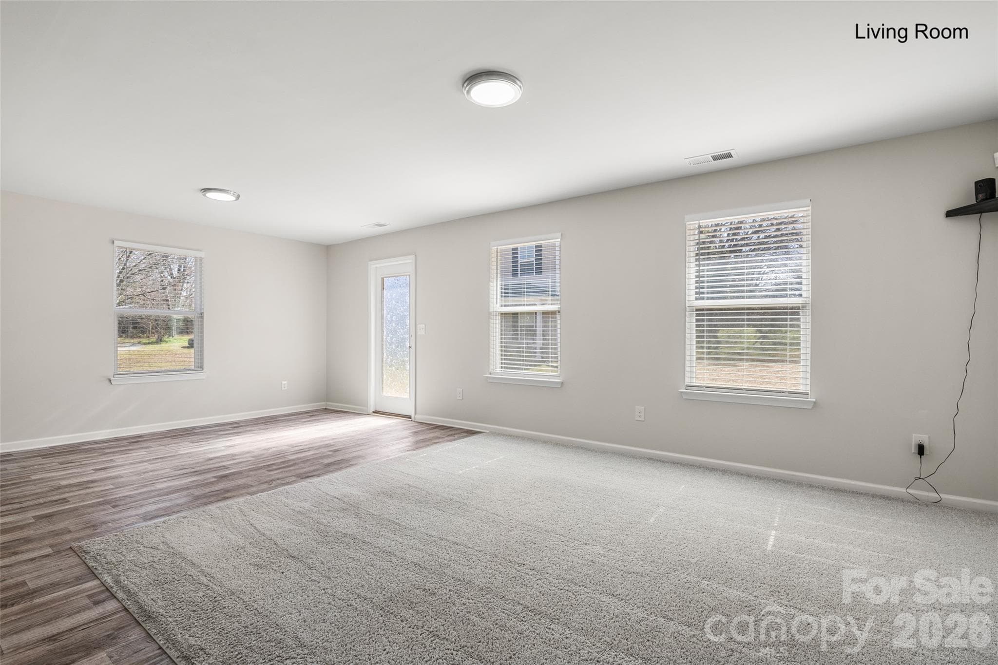 Single Family Residence at 463 W Barr Street, Lancaster, photo 3 of 43