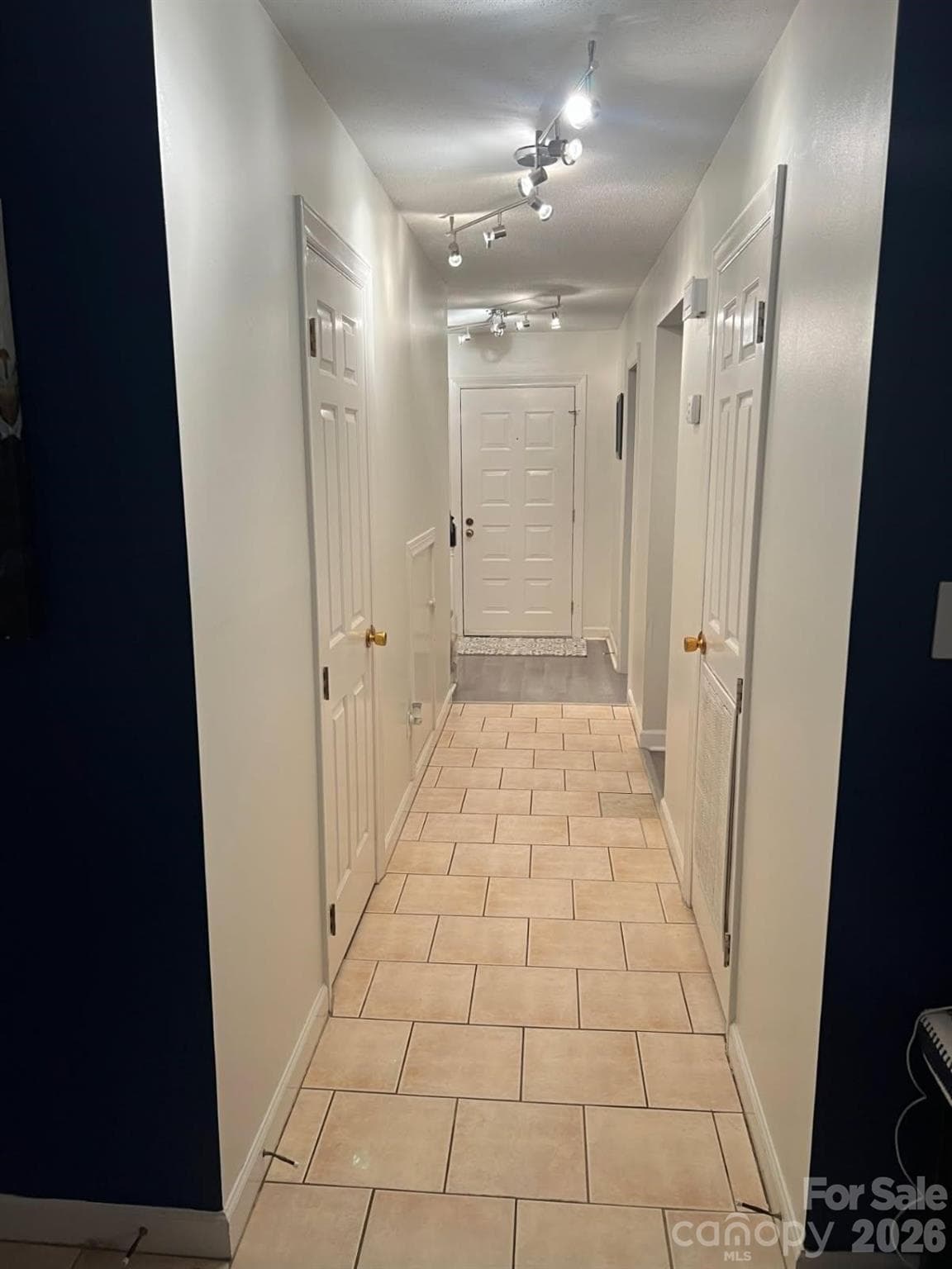 Hallway - 2705 N Center Street, Hickory