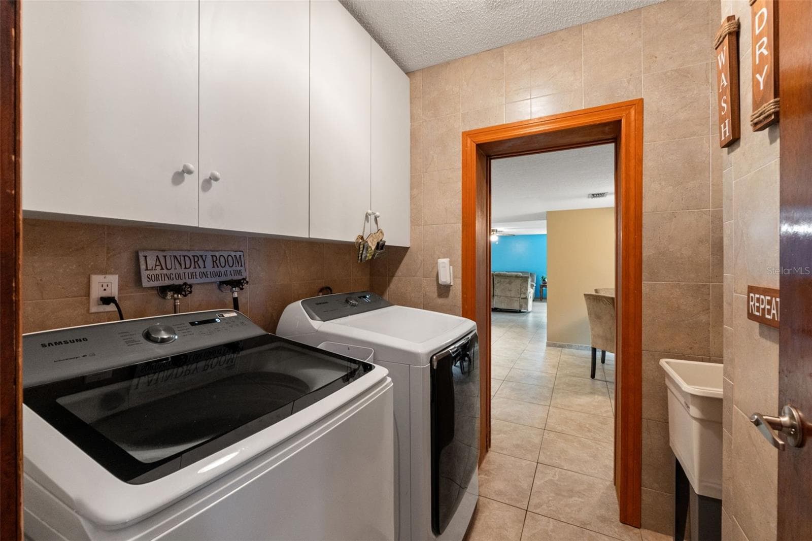 laundry room/entrance to in-law suite - 1357 DINSMORE CT, NEW PORT RICHEY