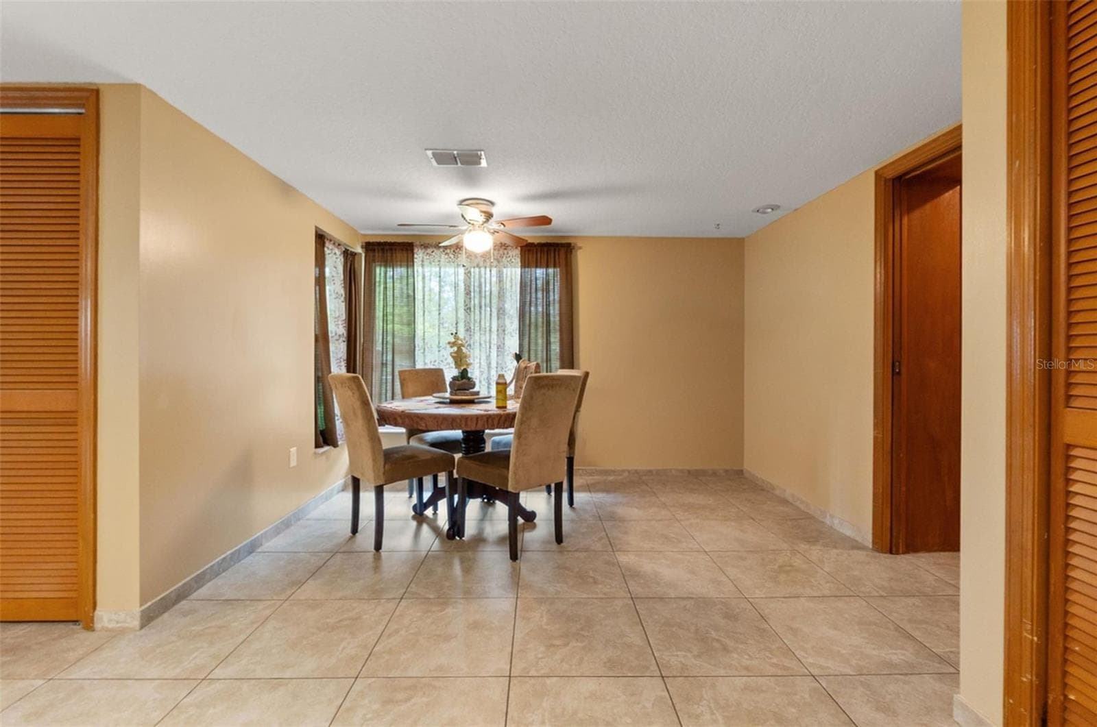 in-law suite dinette space - 1357 DINSMORE CT, NEW PORT RICHEY