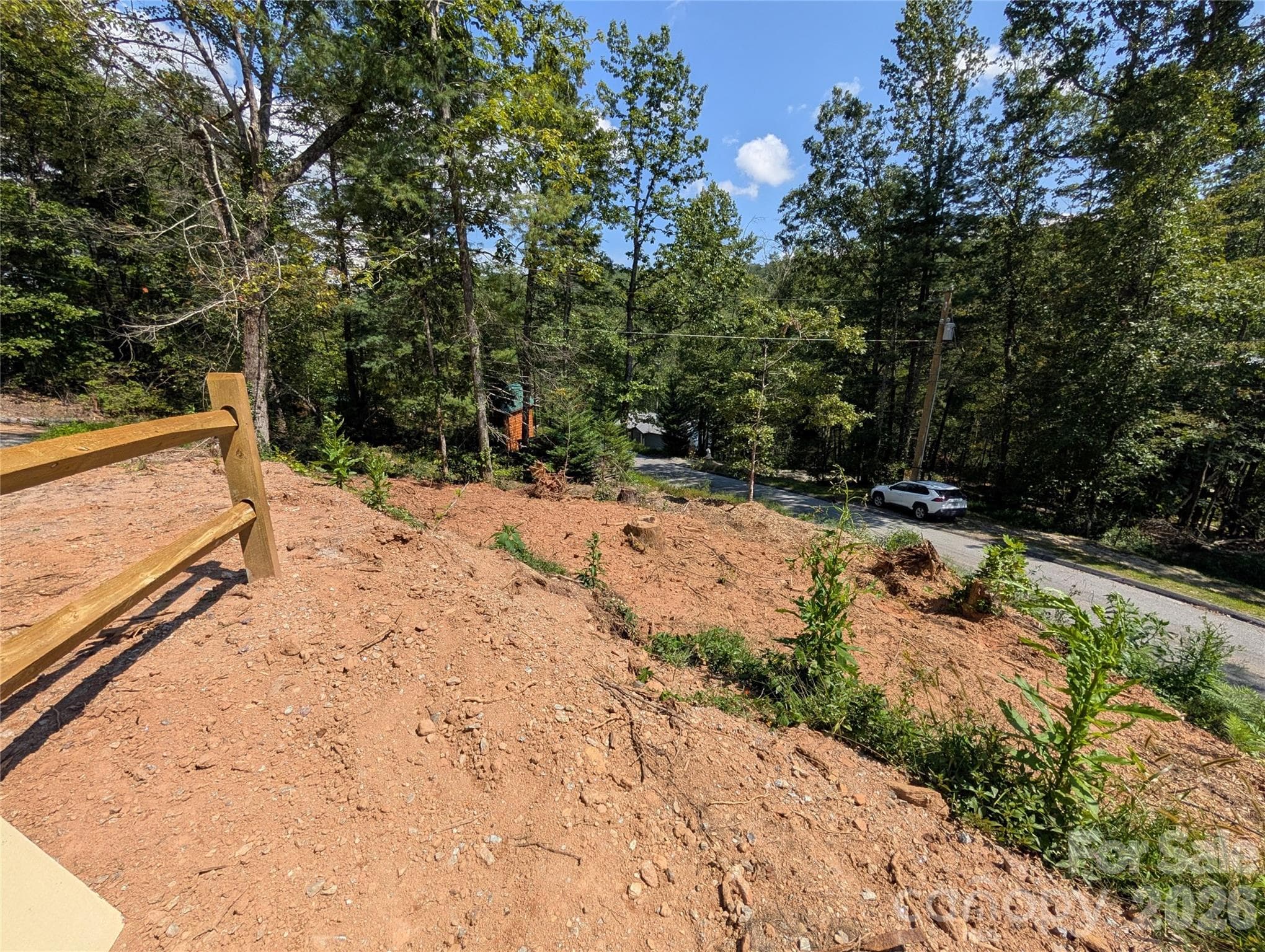 Single Family Residence at Hendersonville, photo 3 of 24