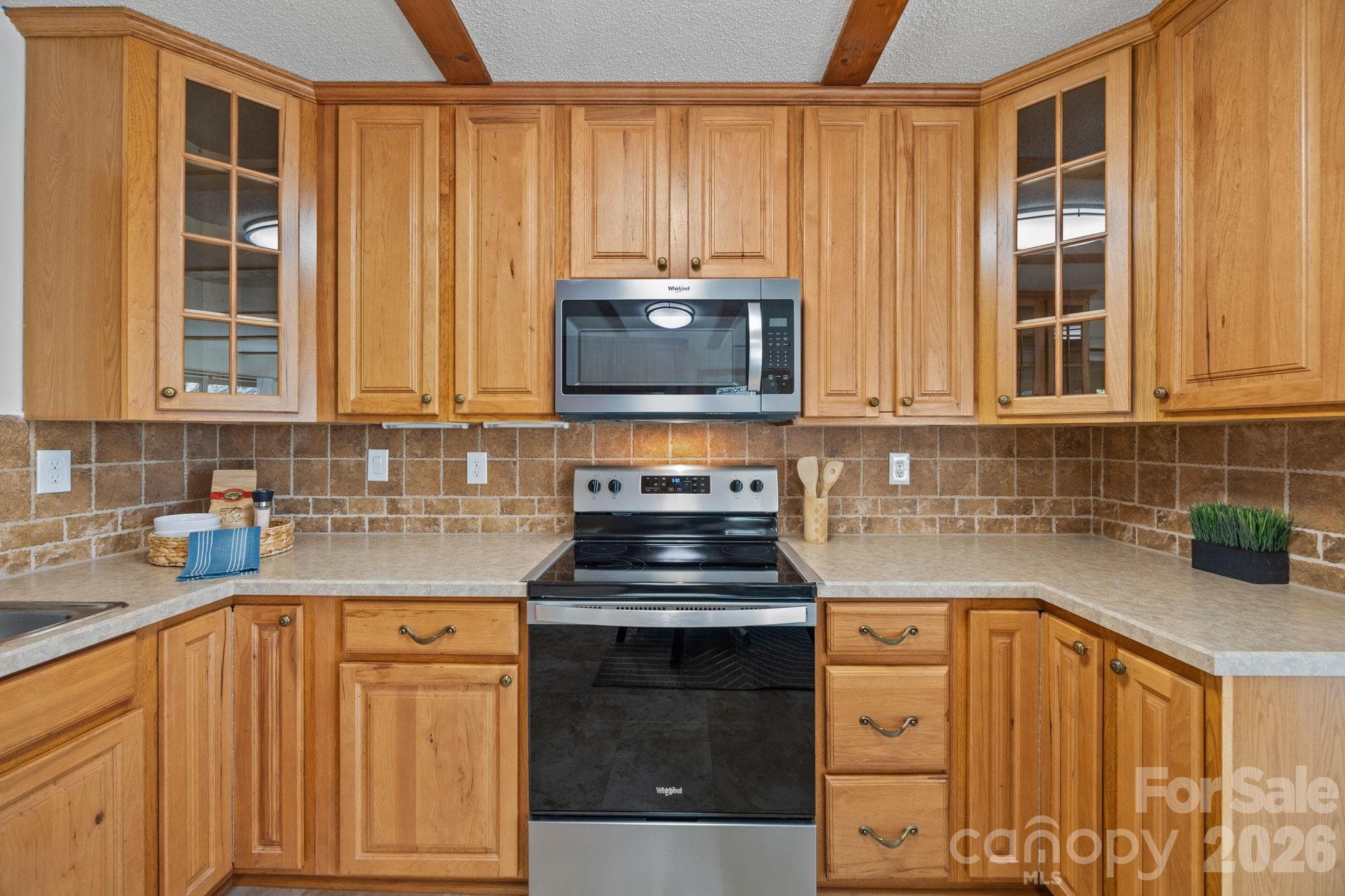 Good counter space for preparing meals!! - 4278 Harbor Lane, Sherrills Ford