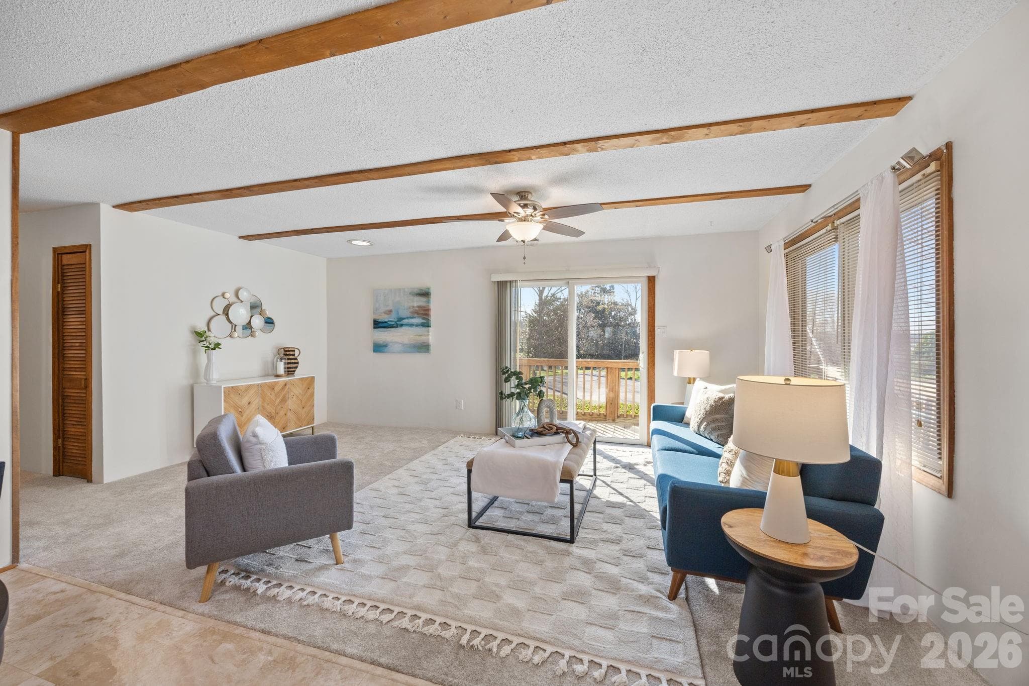 Open floor plan.- living area opens up to a deck with a beautiful view of Lake Norman! - 4278 Harbor Lane, Sherrills Ford