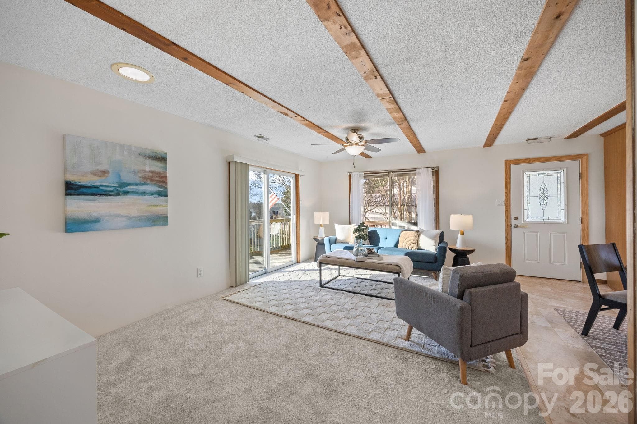 Living area - 4278 Harbor Lane, Sherrills Ford