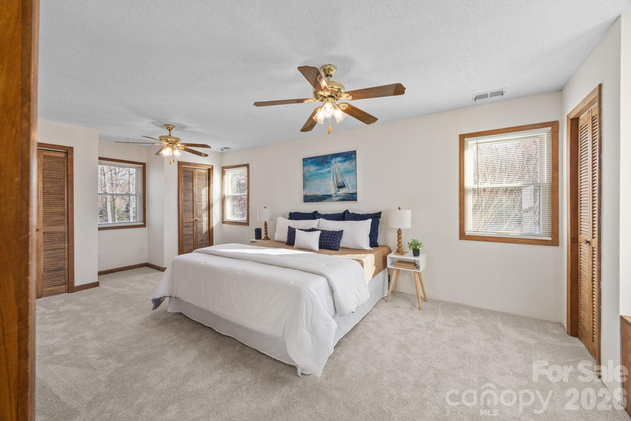 Master bedroom Suite - Roomy!!! Dual fans - 4278 Harbor Lane, Sherrills Ford