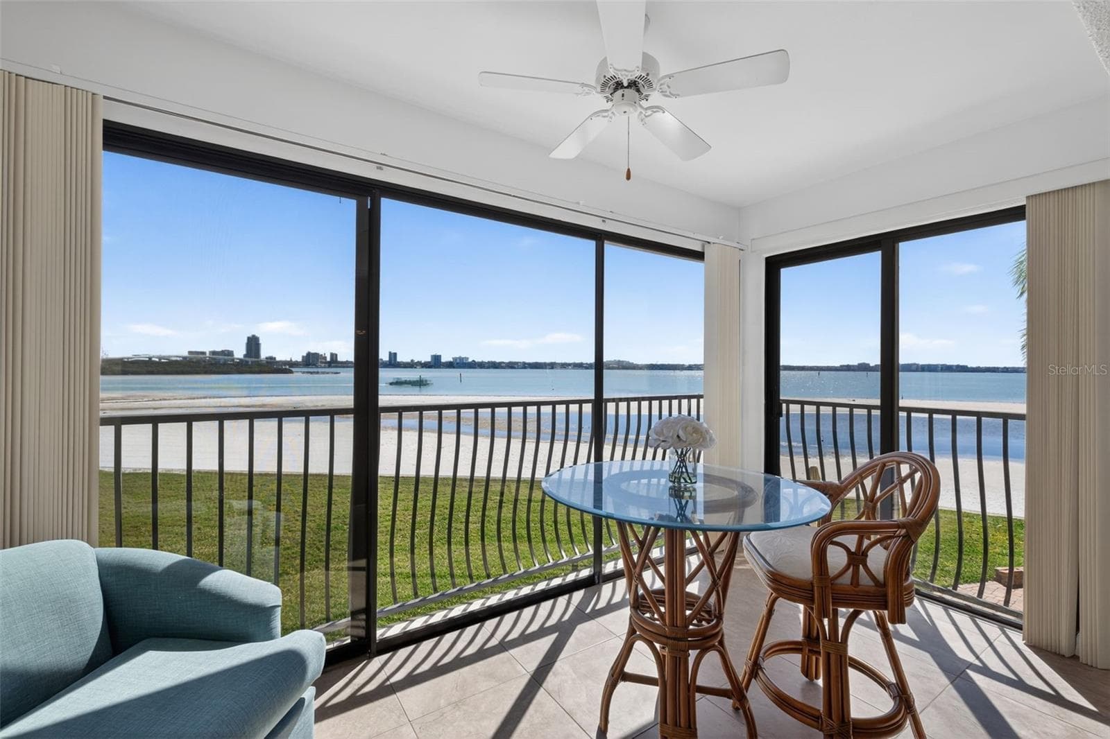 Condominium at 865 S GULFVIEW BLVD #207, CLEARWATER BEACH, photo 5 of 49