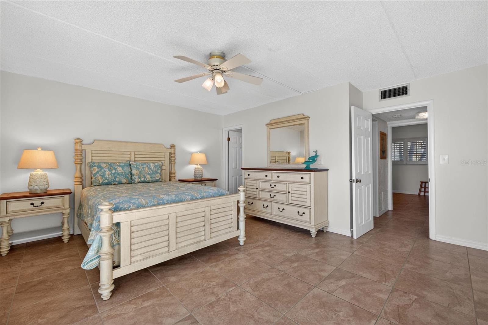 Condominium at 865 S GULFVIEW BLVD #207, CLEARWATER BEACH, photo 20 of 49
