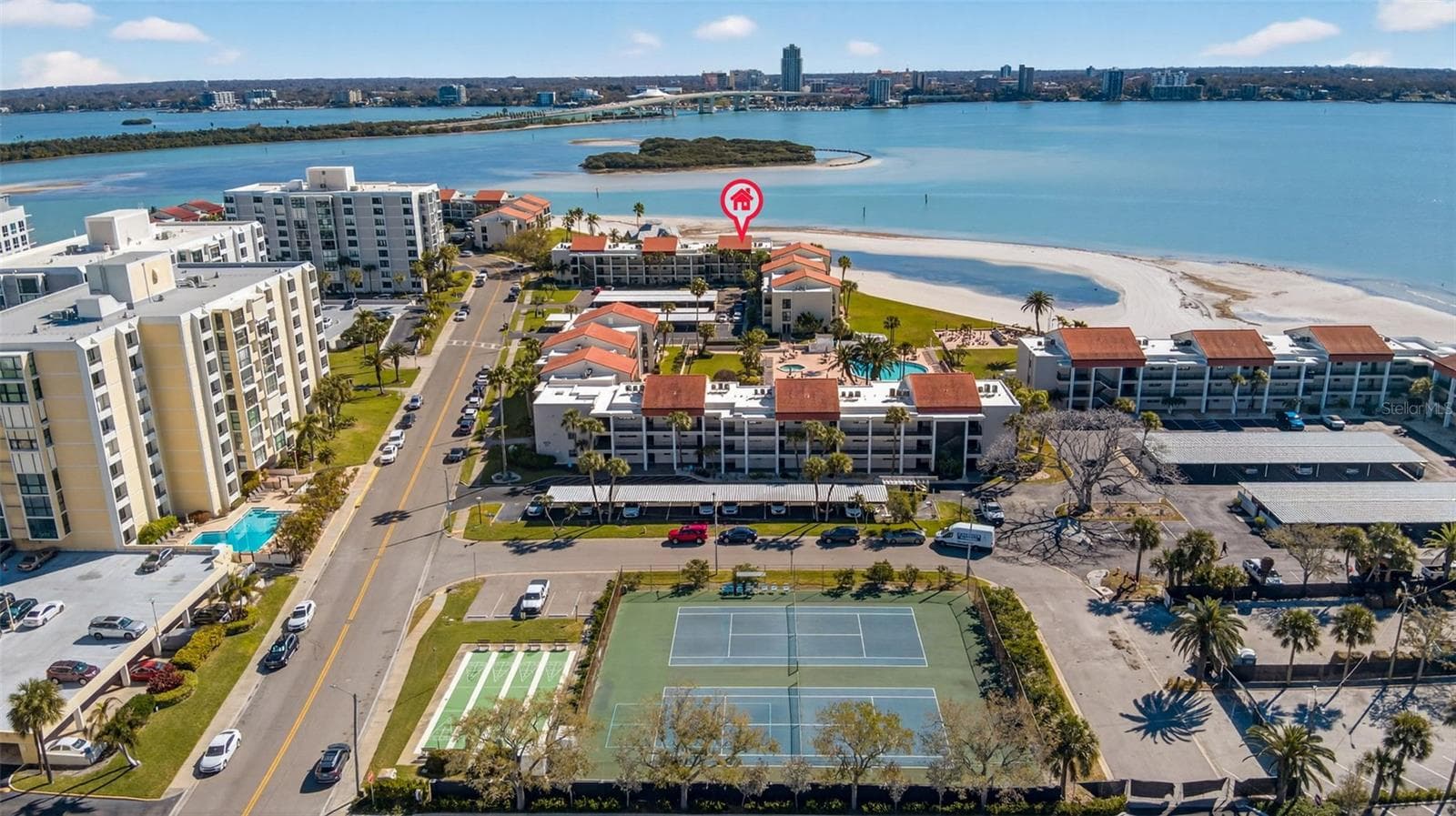 Condominium at 865 S GULFVIEW BLVD #207, CLEARWATER BEACH, photo 31 of 49
