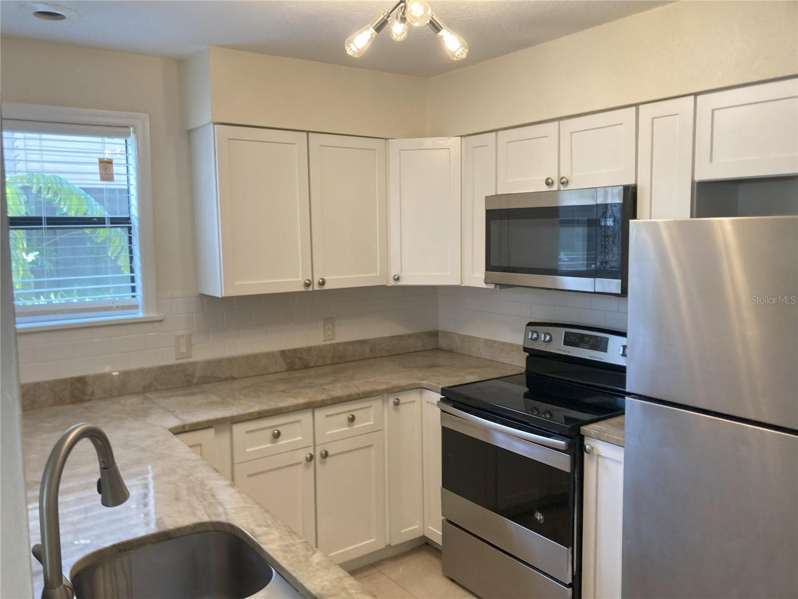 Condominium at 2918 ANTIQUE OAKS CIR #25, WINTER PARK, photo 5 of 21