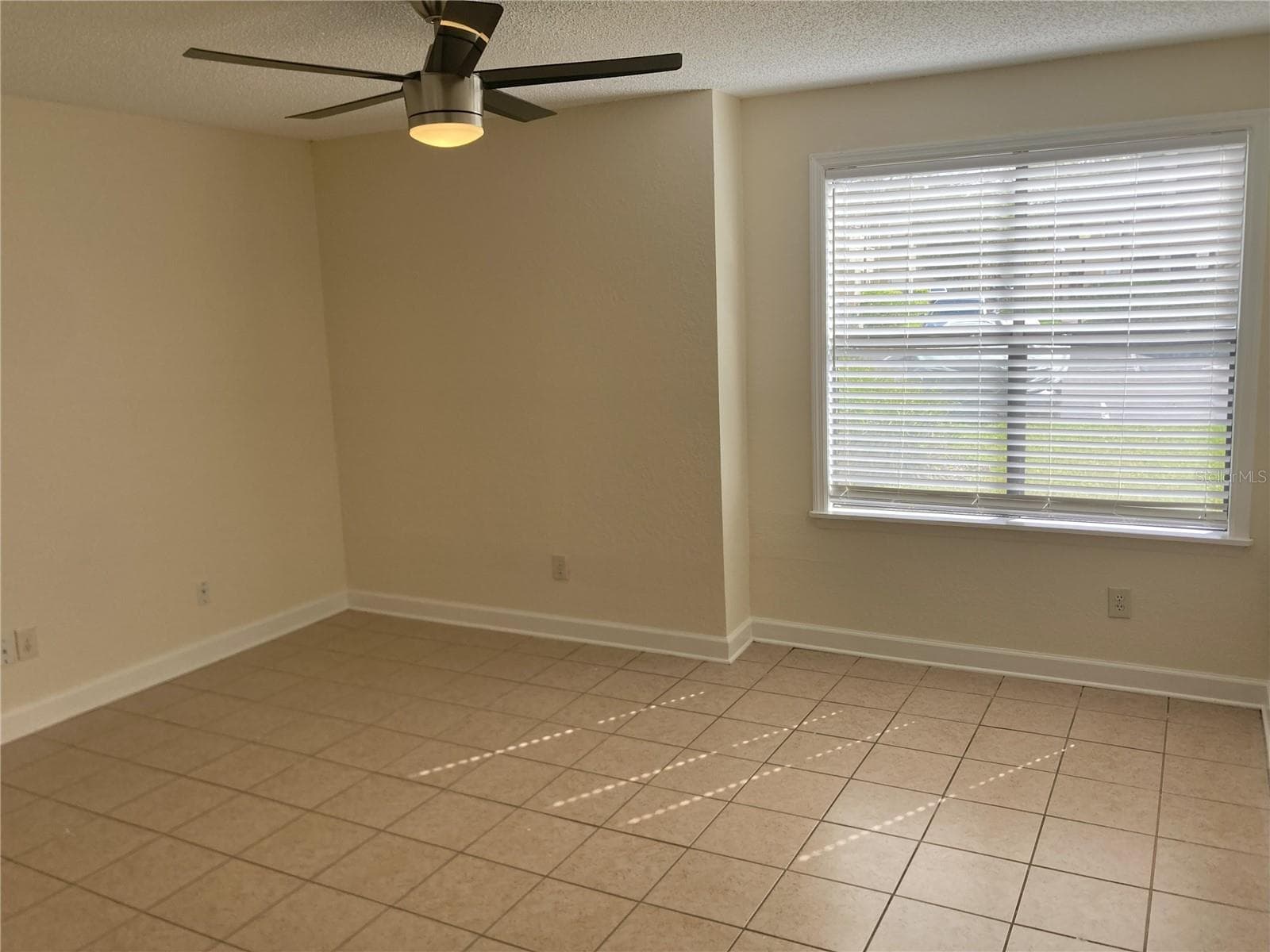 Condominium at 2918 ANTIQUE OAKS CIR #25, WINTER PARK, photo 9 of 21