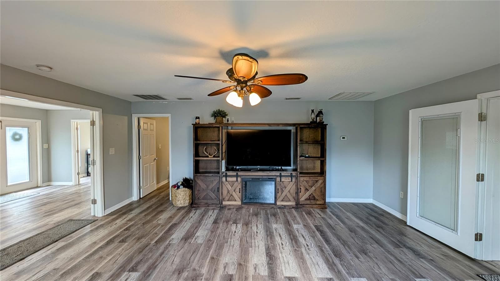 Single Family Residence at 624 N LANIER AVE, FORT MEADE, photo 27 of 45