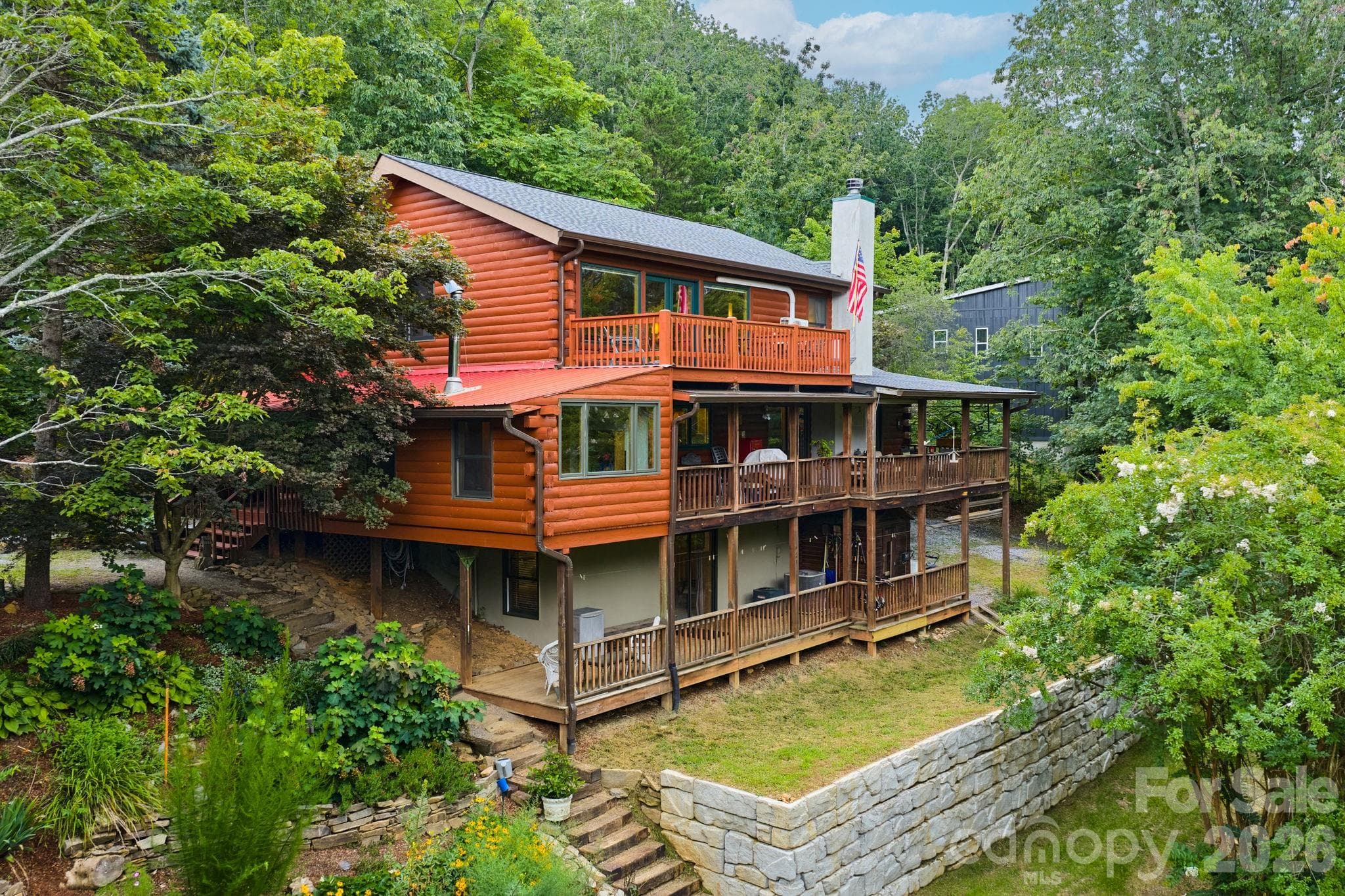 3 levels of decks to enjoy all year round - Asheville