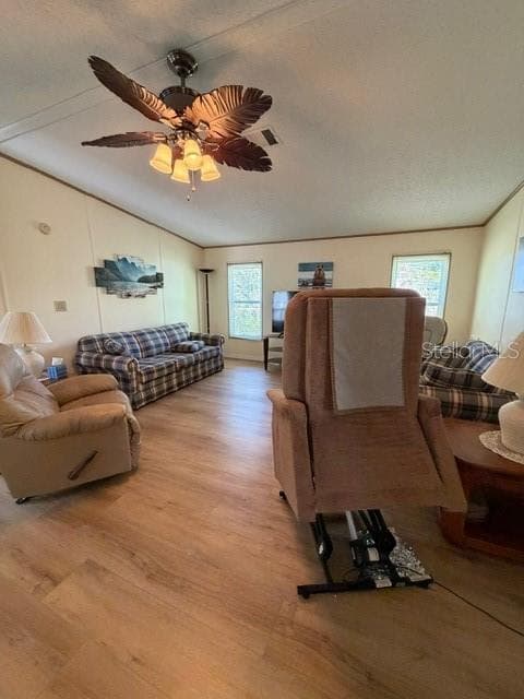 Manufactured Home at 194 ROSEWOOD DR, COCOA, photo 10 of 68