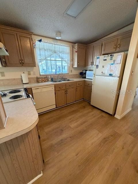 Manufactured Home at 194 ROSEWOOD DR, COCOA, photo 26 of 68